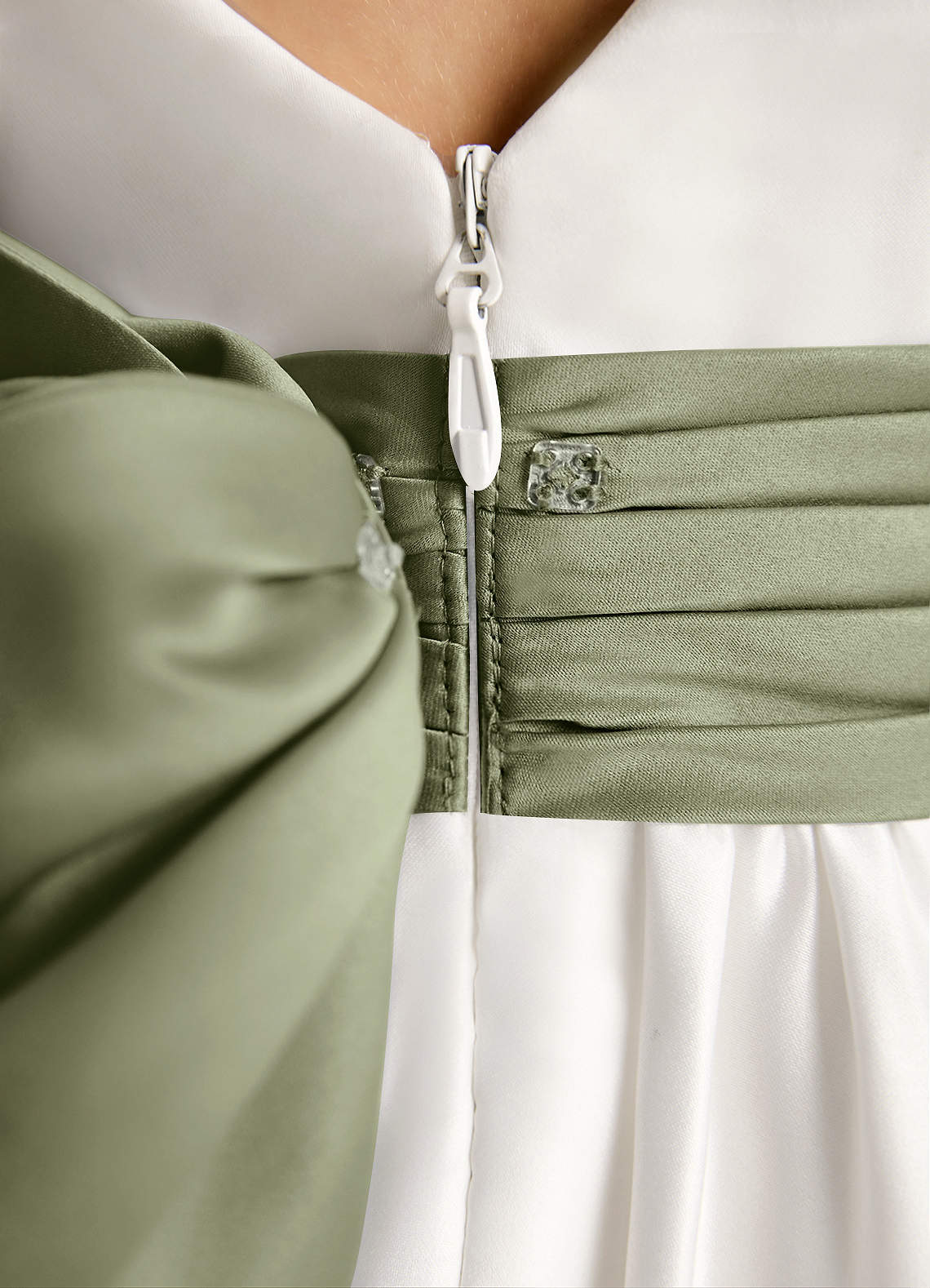 Azazie Sosie Vestidos de florista Vestido Marfim Pistache de Cetim fosco de Linha A com Plissado image5