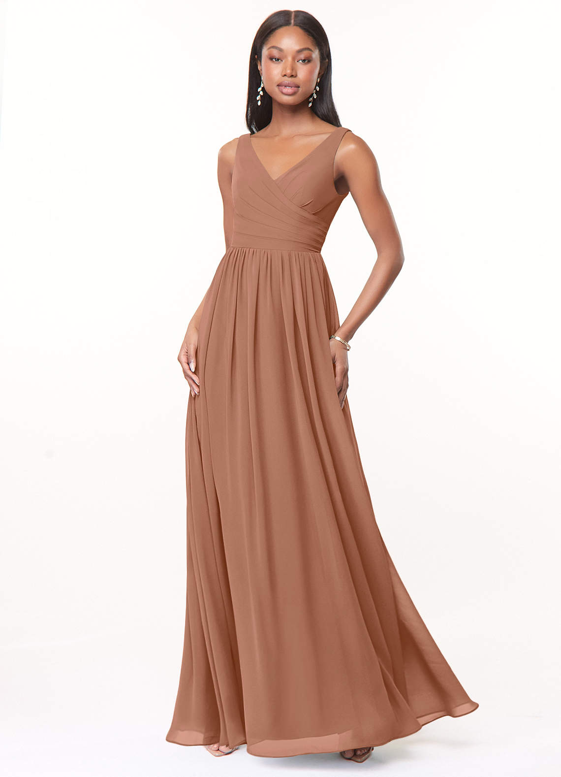 Azazie Keyla Jurken voor bruidsmeisjes Jurk van Chiffon met A-Lijn V-hals geplooid Bronzeertint image1