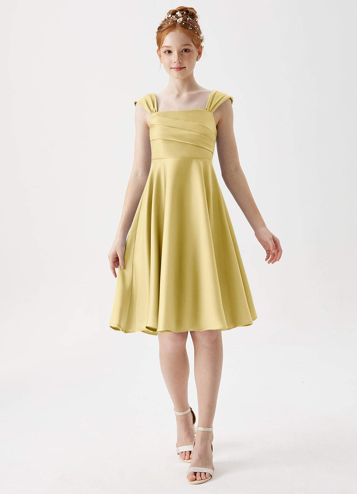 Azazie Amira Junior Vestido de Sorbete De Limón de Satén Elástico de Corte En A con Plisado image1