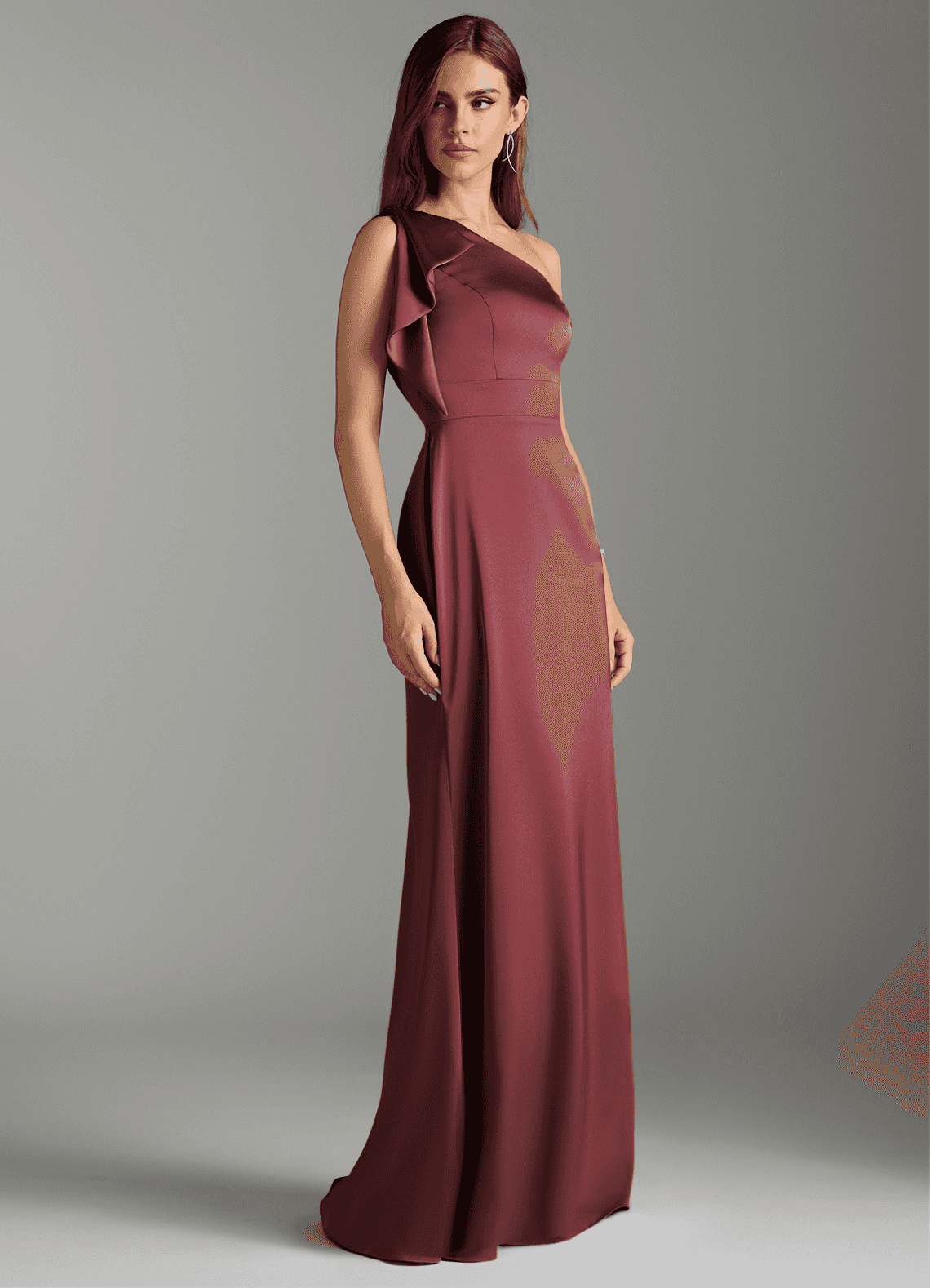 Azazie Rinna Vestidos de damas de honor Vestido de Merlot de Satén Elástico de Corte Sirena con Volante image1