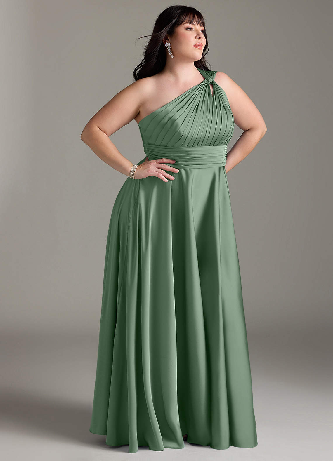 Azazie Charlize Vestidos de damas de honor Vestido de Matcha de Satén Elástico de Corte en A con Hombro unilateral image11
