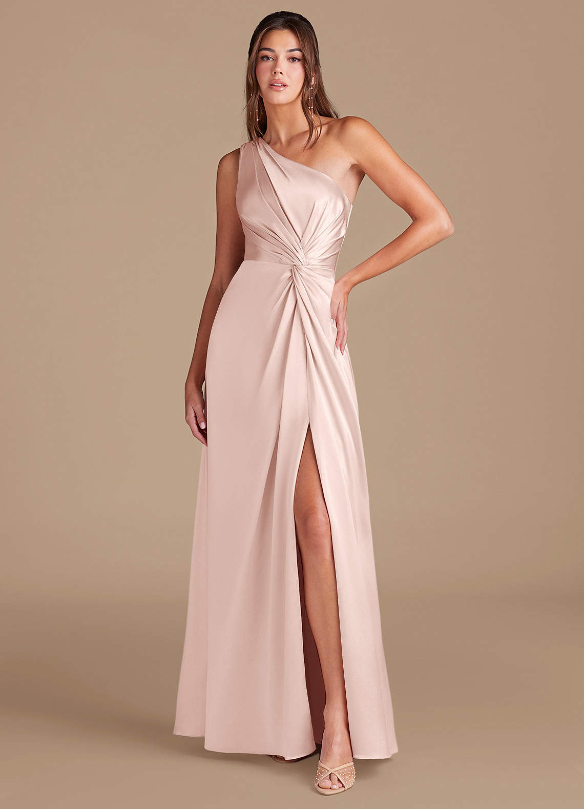 Azazie Brooke Brautjungfernkleider A-Linie One-Shoulder Metallischer Satin Kleid Zartrosa image1