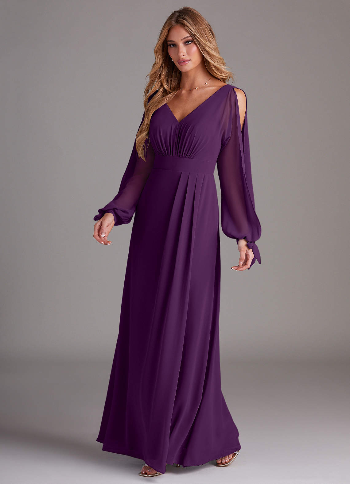 Azazie Matilda Robes de demoiselle d'honneur Robe Trapèze en Mousseline de soie Manche longue Grain De Raisin image1