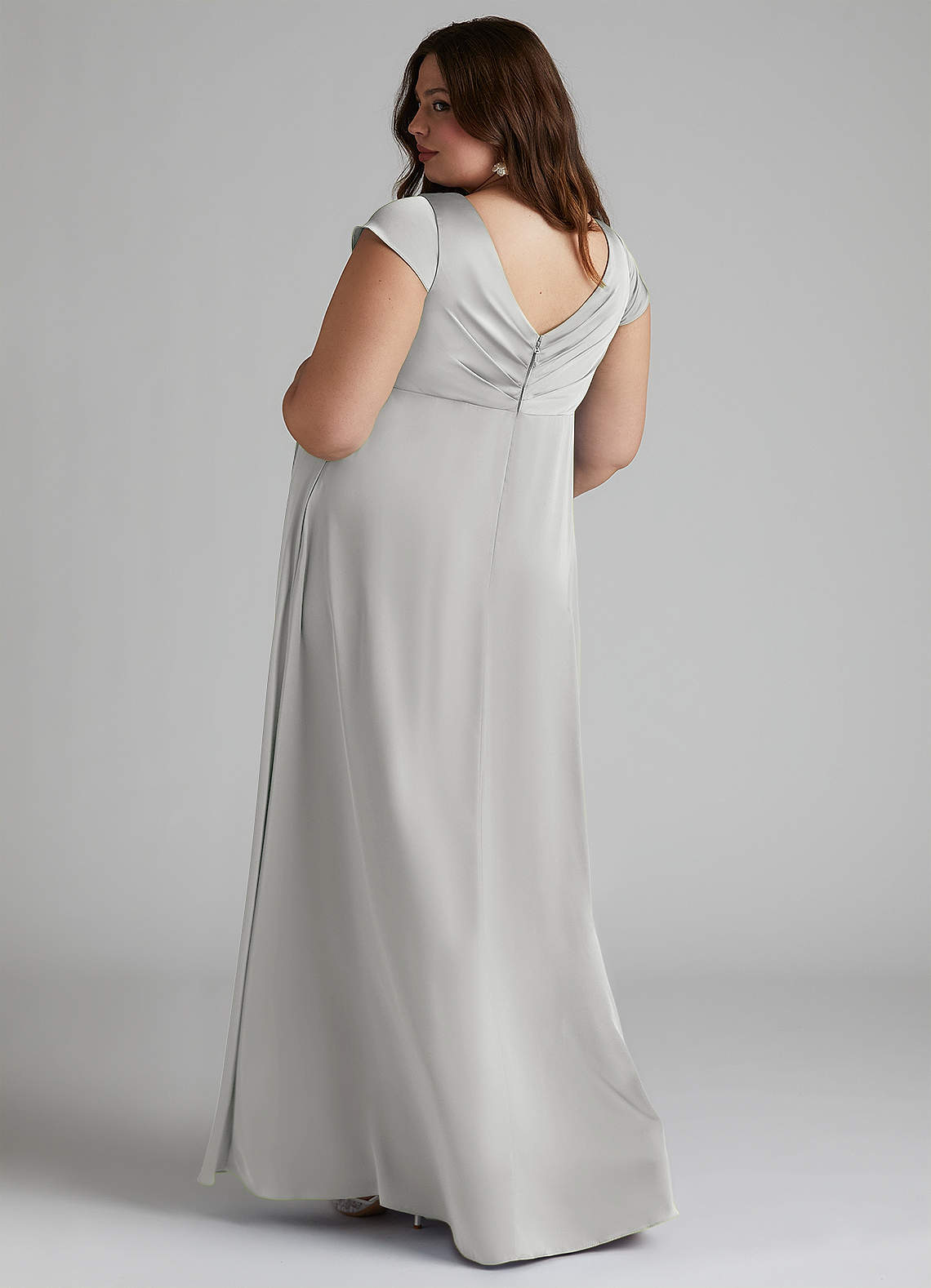 Azazie Allessia vestidos de dama de honor de maternidad Vestido de Corte en A Plisado Hasta el suelo Satén Elástico image8