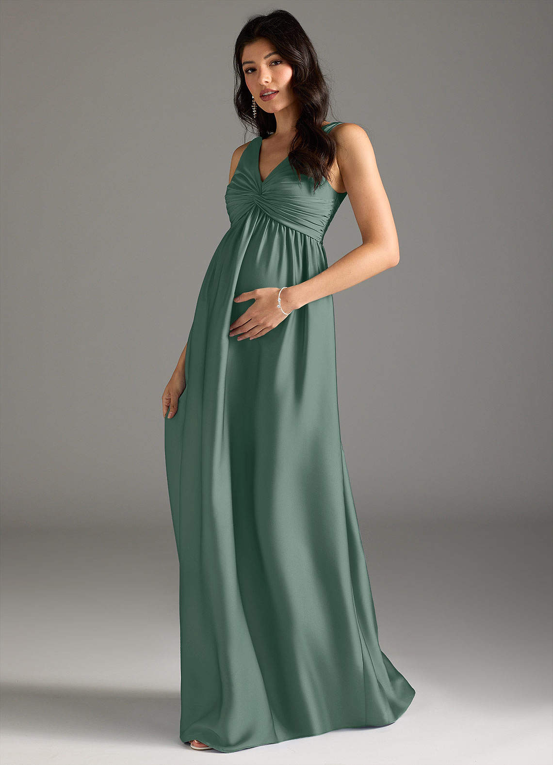 Azazie Yetta vestidos de dama de honor de maternidad Vestido de Corte En A Plisado Hasta el suelo Satén Elástico image1