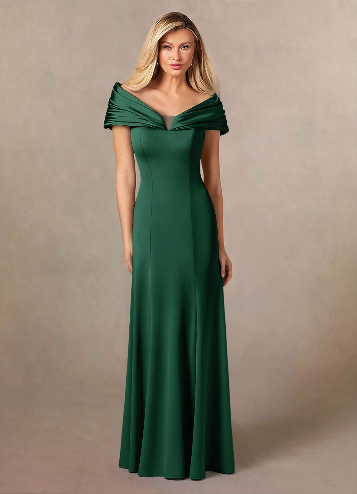 Azazie Auberdeen vestidos de madre de la novia Vestido de Verde Oscuro de Satén Elástico de Sirena con Plisado image1