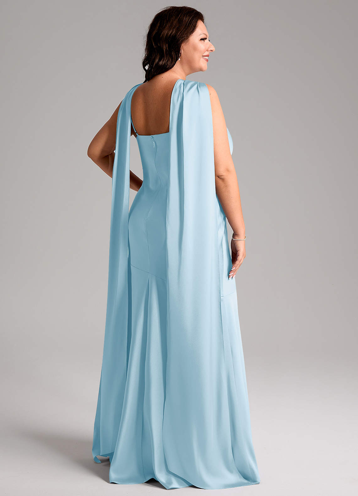 Azazie Kinsley Vestidos de madrinha de casamento Vestido Céu Azul de Cetim elástico de sereia com Fenda Lateral image7