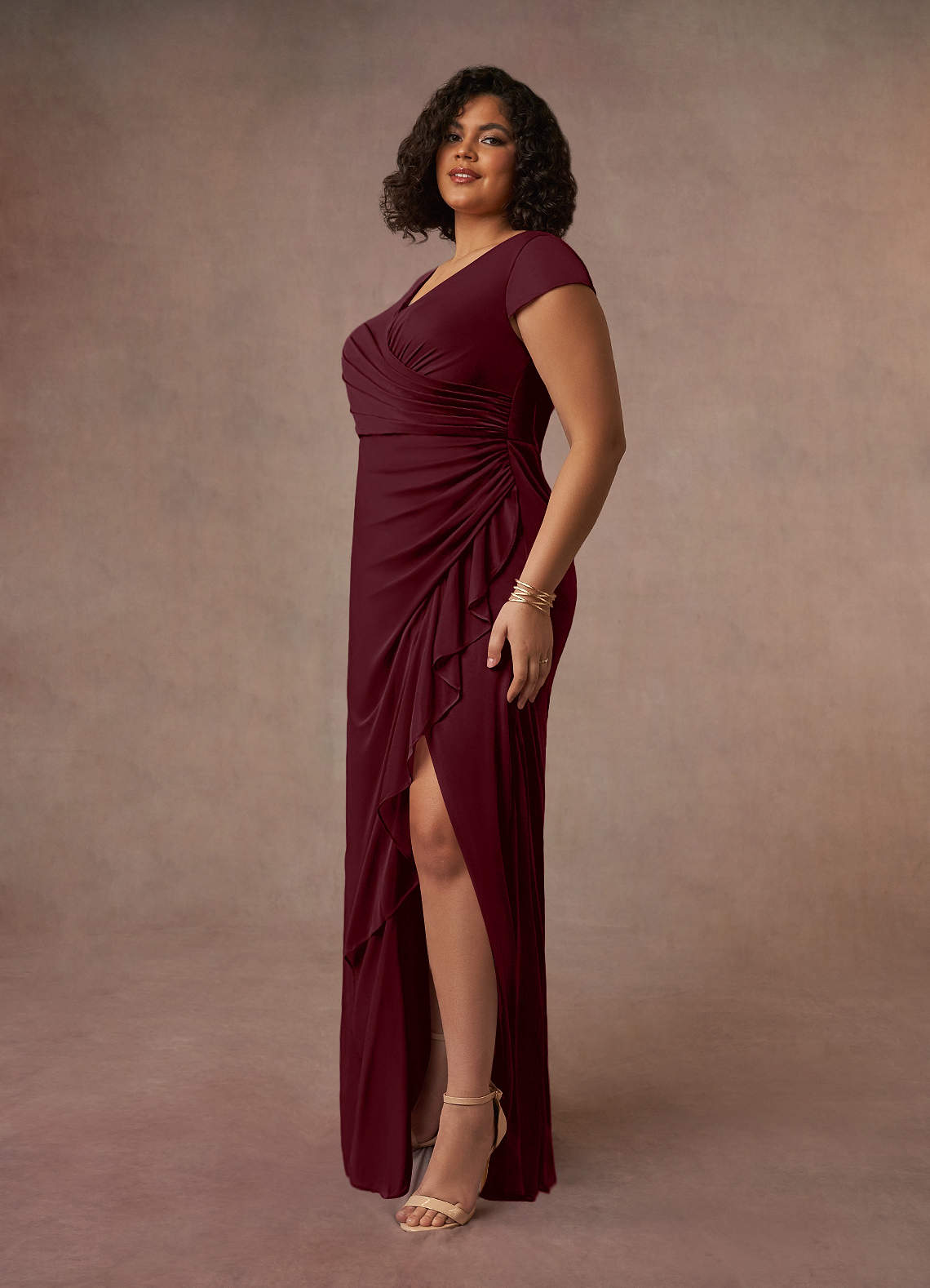 Azazie Roya vestidos de madre de la novia Vestido de Cabernet de Malla de Sirena con Cuello en V plisado image7