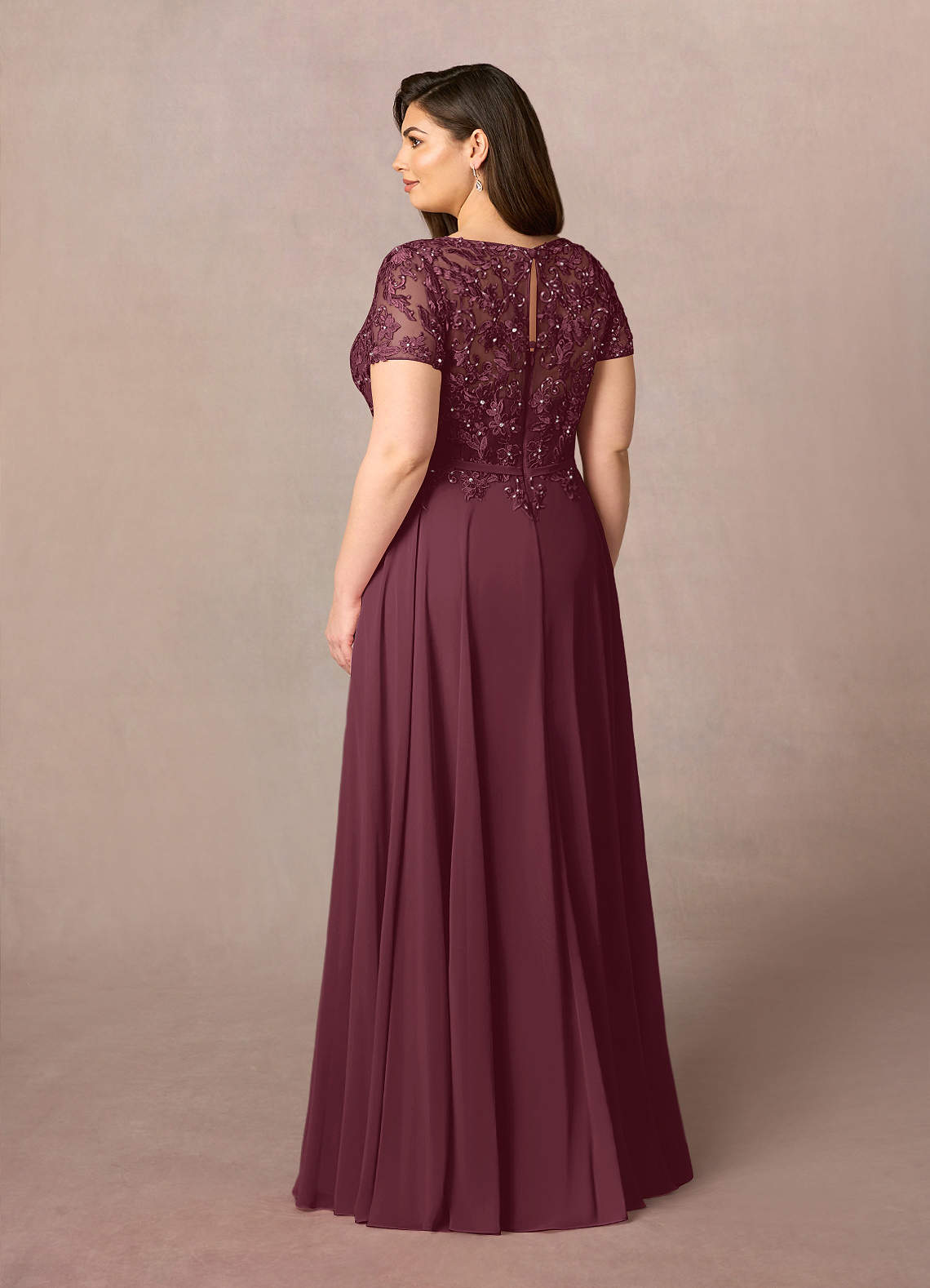 Azazie Adina vestidos de madre de la novia Vestido de Cabernet de Gasa de Corte En A con Cuello barco Lentejuelas image8