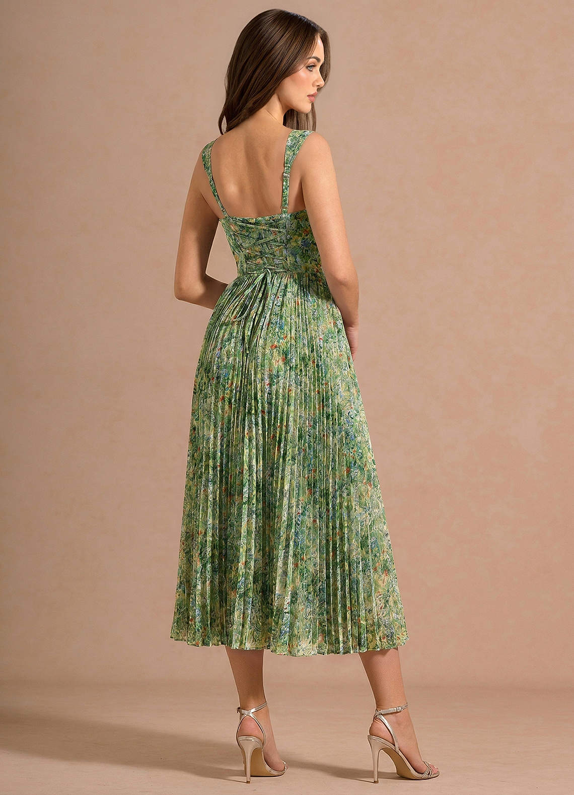 Maelle Green Floral Midi Dress image1