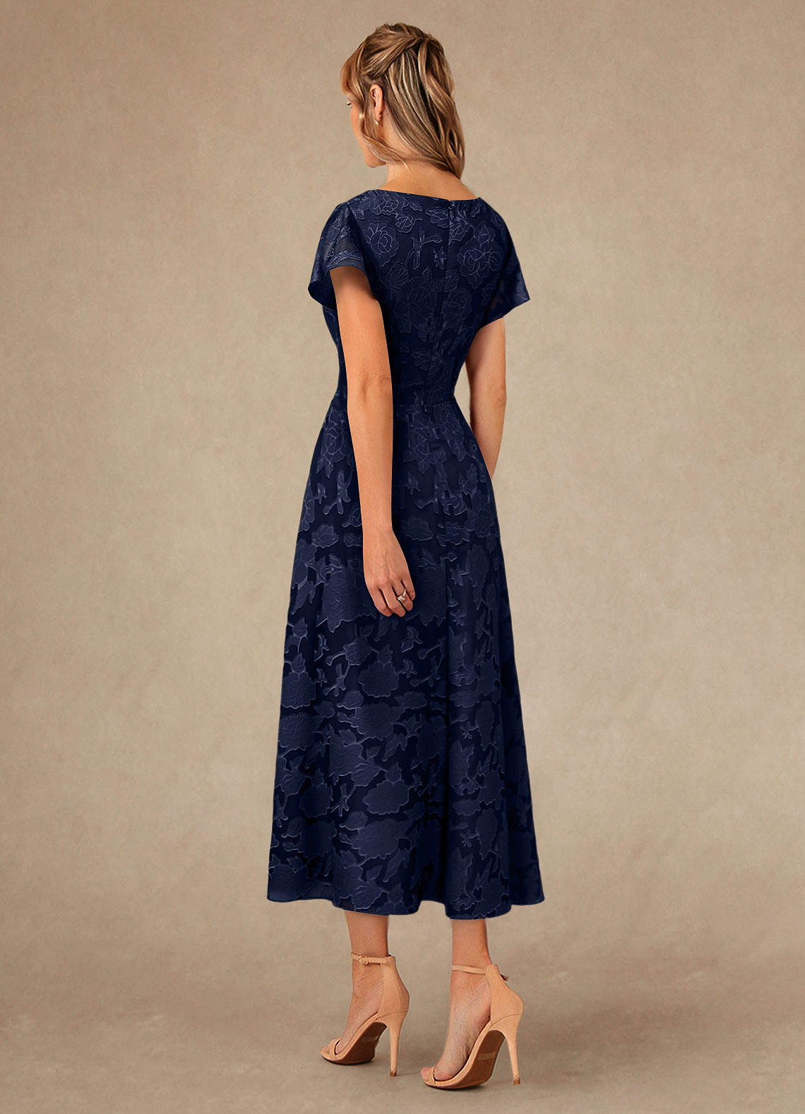 Azazie Vera vestidos de madre de la novia Vestido de Azul Marino Oscuro de Devorado Floral de Corte En A con Plisado image2