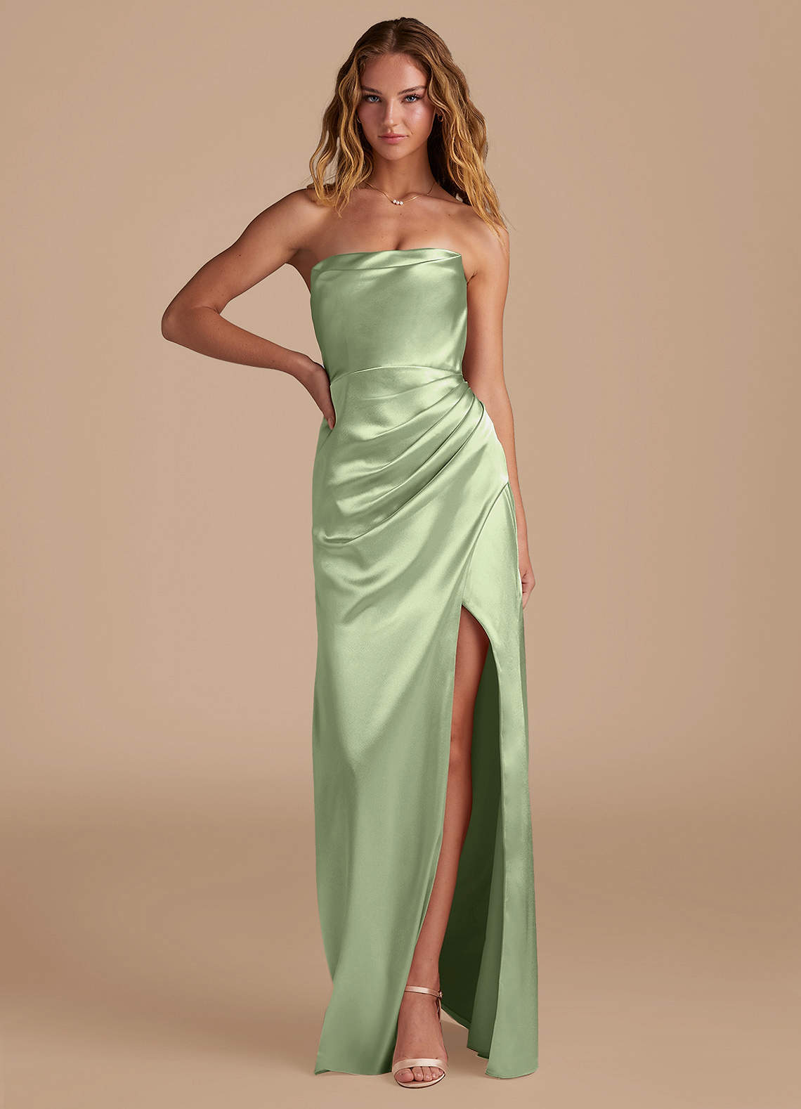 Azazie Leonis Vestidos de damas de honor Vestido de Salvia Polvorienta de Satén Metálico de Corte Sirena Convertible con Plisado image1