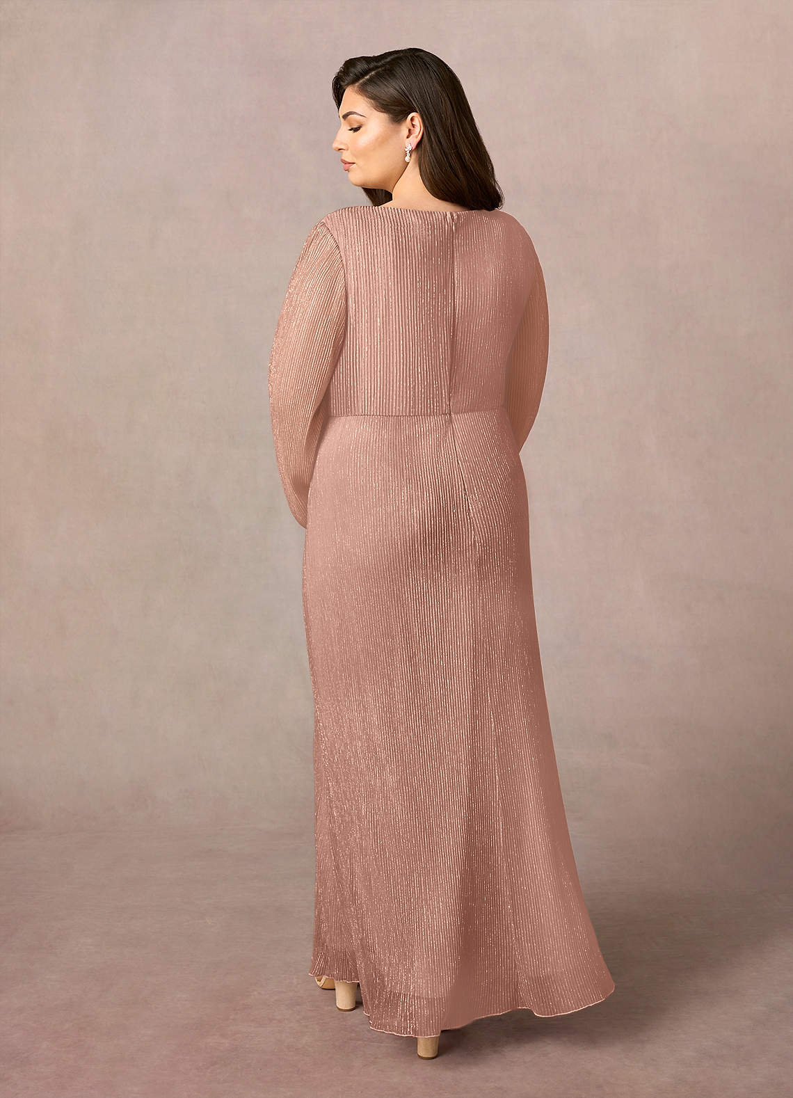 Upstudio Winslow At-home Try On Dresses Rose Gold A-Line V-Neck Pleated Metallic Mesh Dress image9