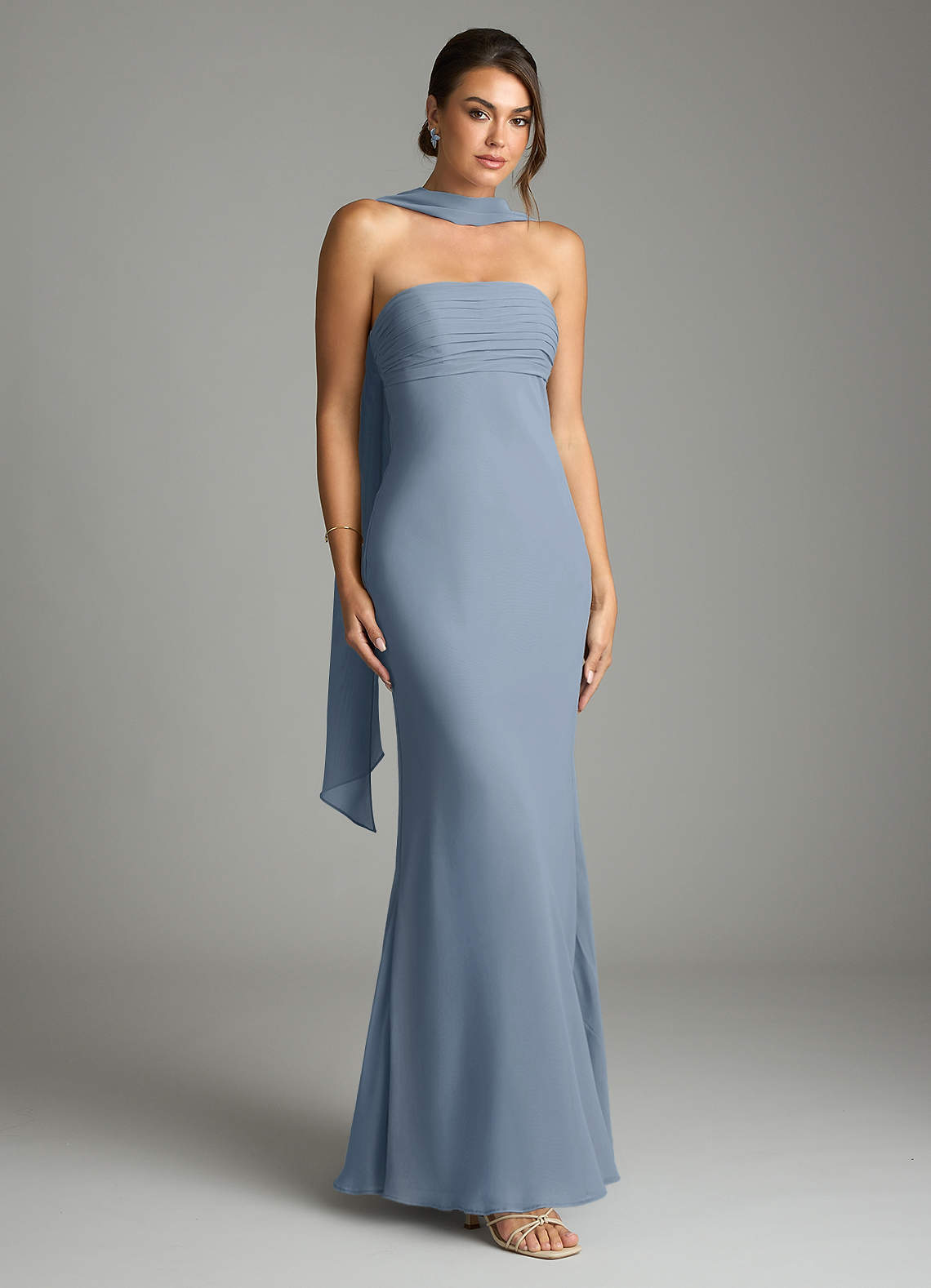 Azazie Saylor Brudtärnklänningar Klä av Sjöjungfru i Chiffong Axelbandslös Dammblå image1