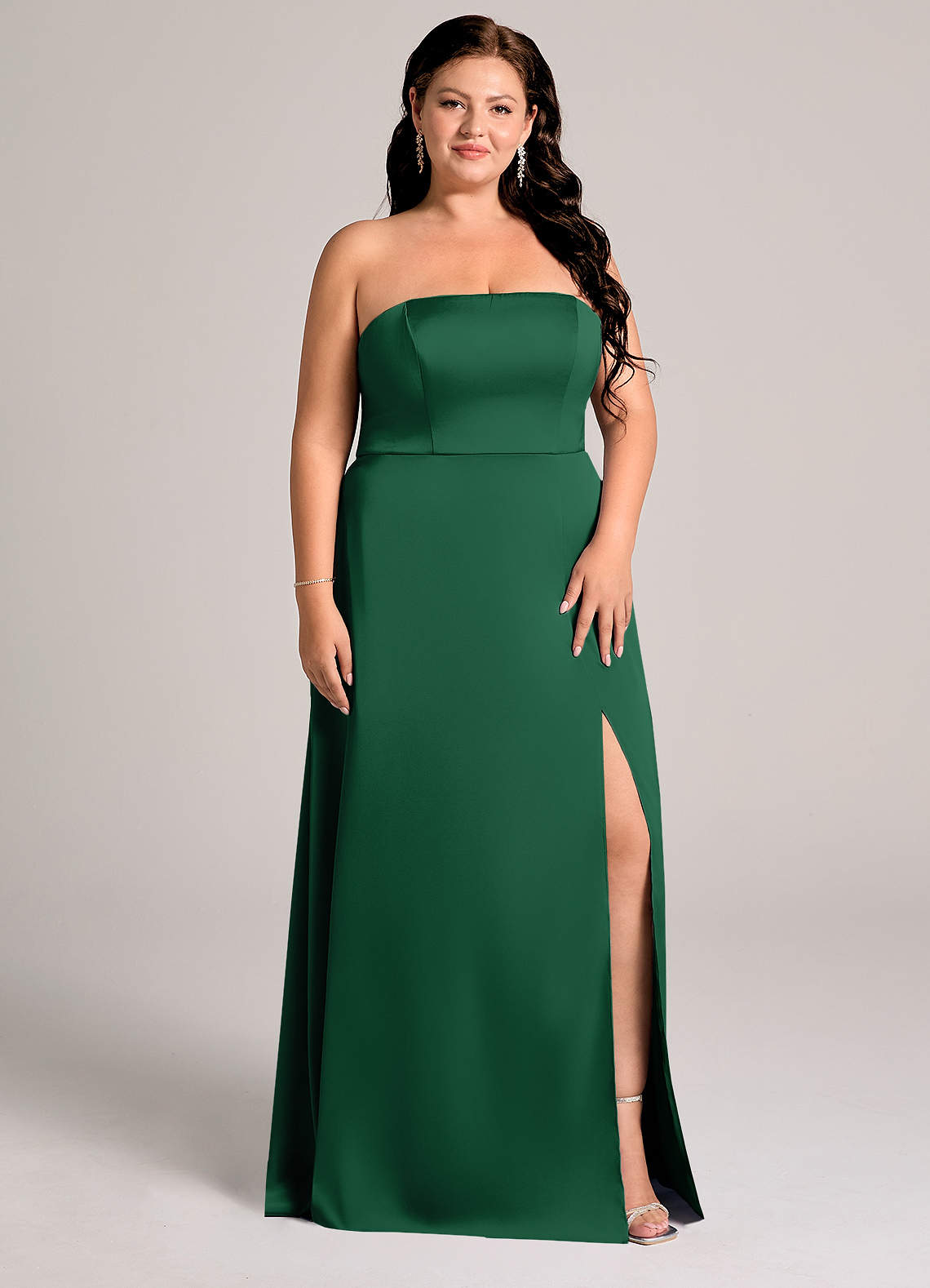 Azazie Wren Vestidos de damas de honor Vestido de Verde Oscuro de Satén Elástico de Corte en A Convertible con Sin tirantes image8