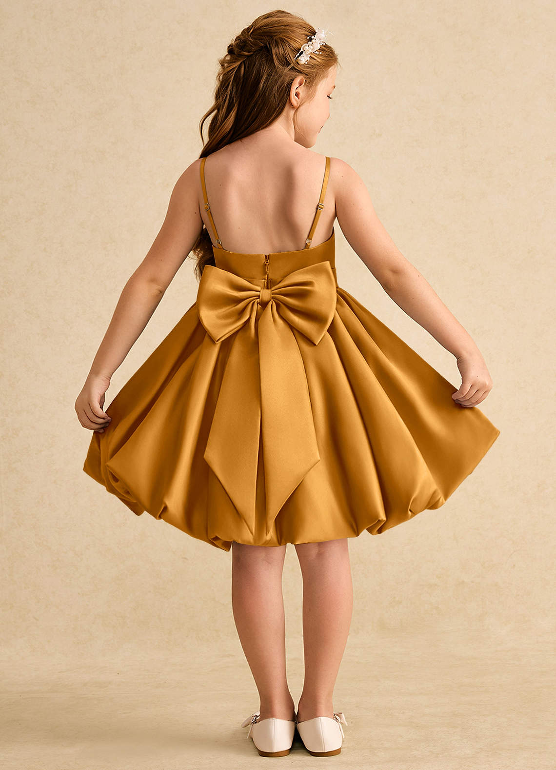 Azazie Davine vestidos de niña de las flores Vestido de Caramelo de Satin Mate de Corte En A con Tirante Espagueti image1