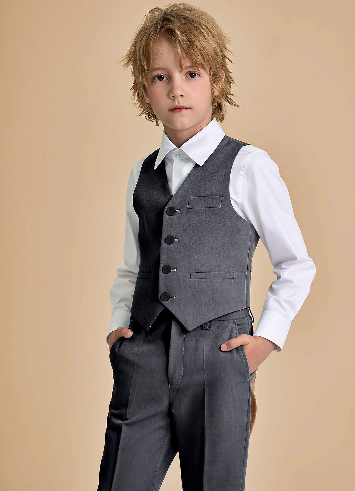front Oliver Boys Charcoal 5-Piece Suit With Pre-tie