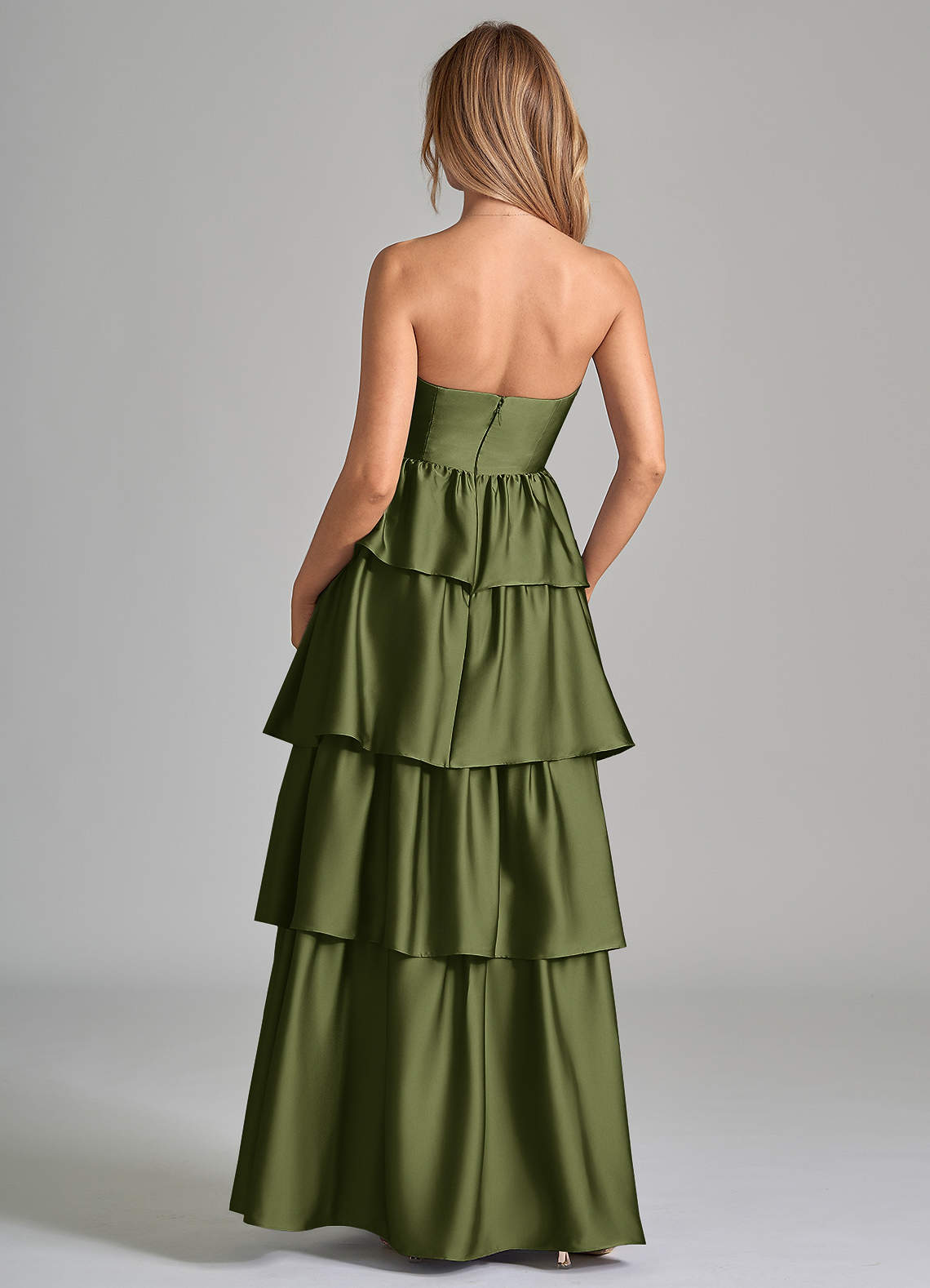 Azazie Faye Vestidos de madrinha de casamento Vestir Oliva de Cetim elástico de Linha A com Ruched image6