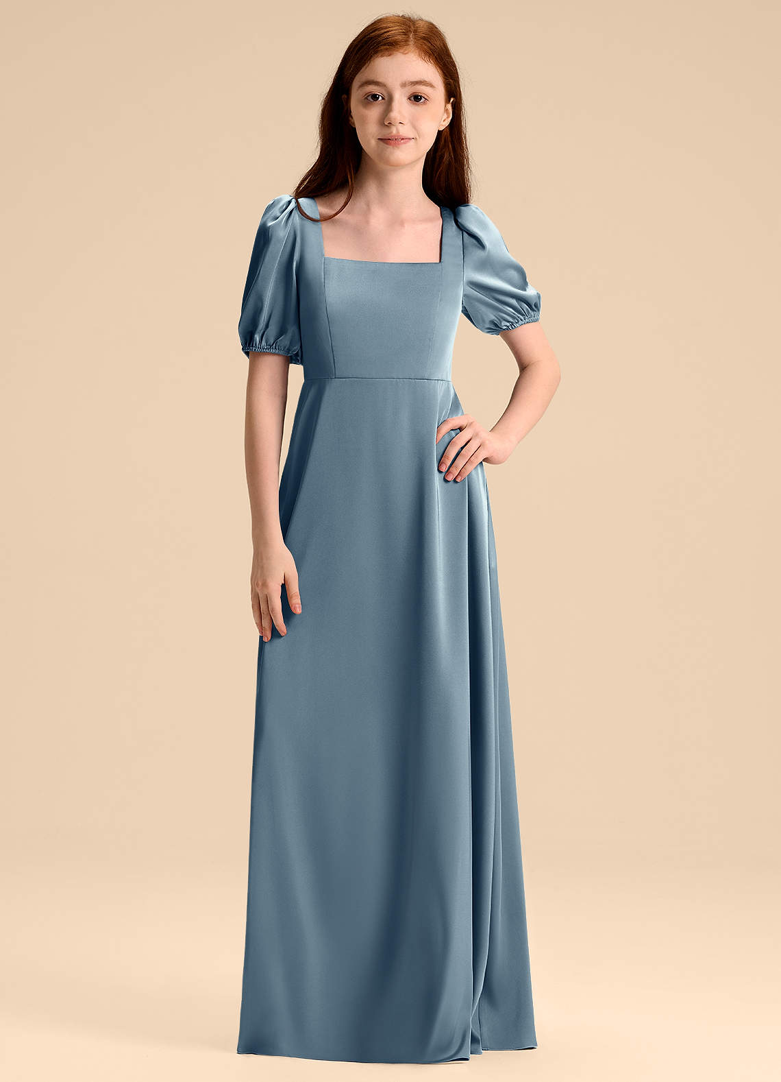 Azazie Briar Junior Robe Trapèze en Satin extensible Arc Bleu Poussiéreux image5