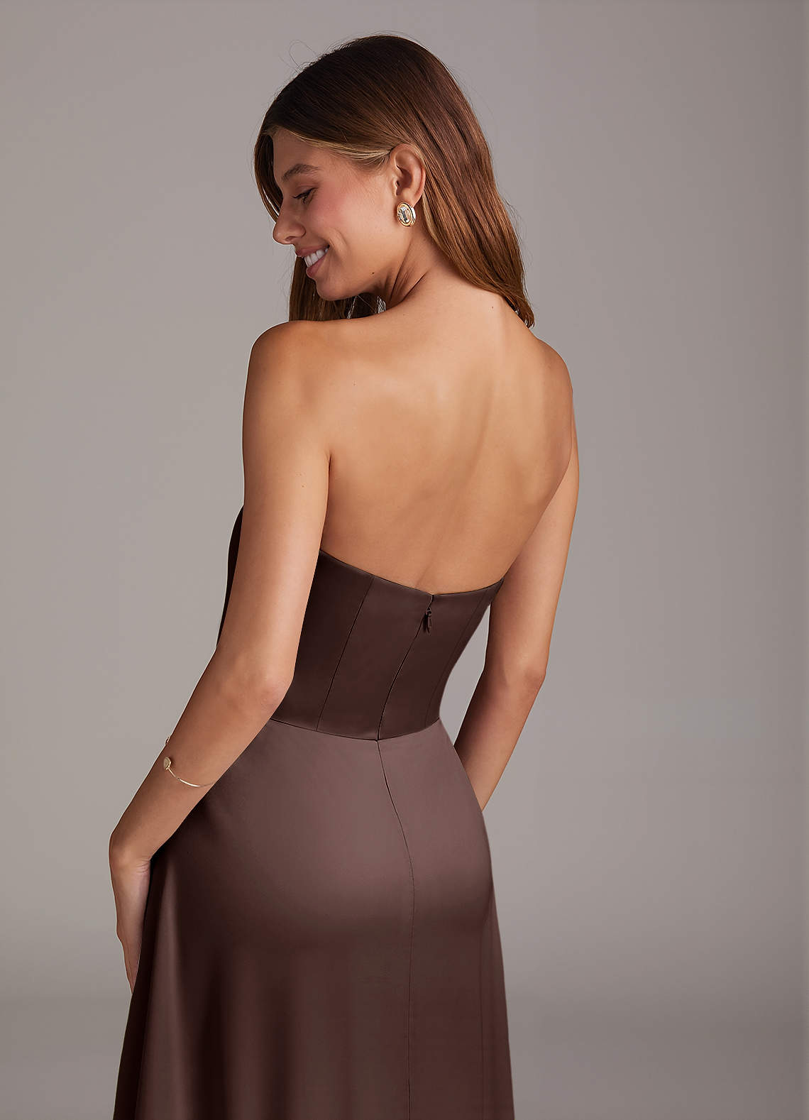 Azazie Wren Vestidos de madrinha de casamento Vestido Ganache de Cetim elástico de Linha A com Sem alças image3