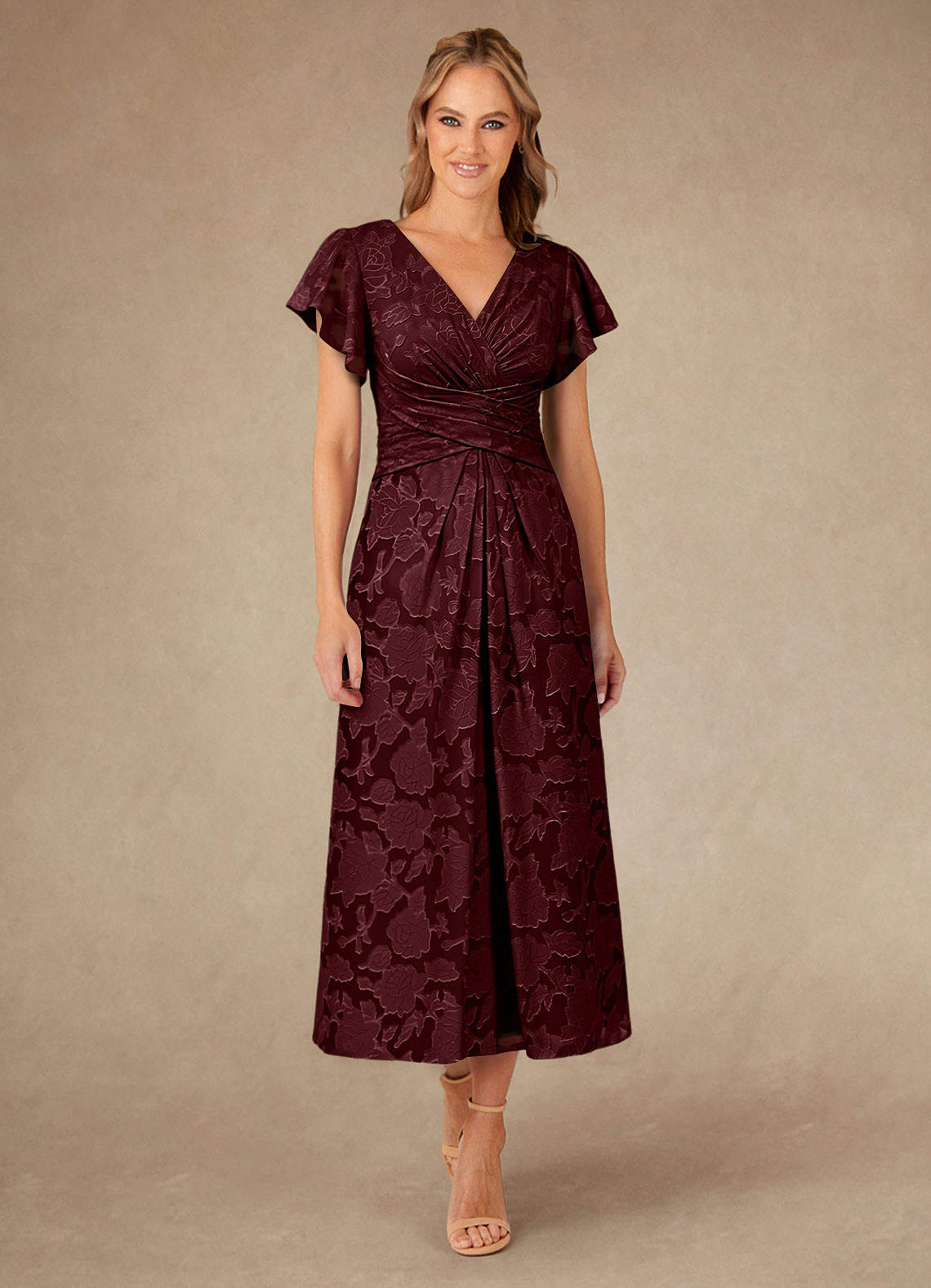 Azazie Vera vestidos de madre de la novia Vestido de Cabernet de Devorado Floral de Corte En A con Plisado image1
