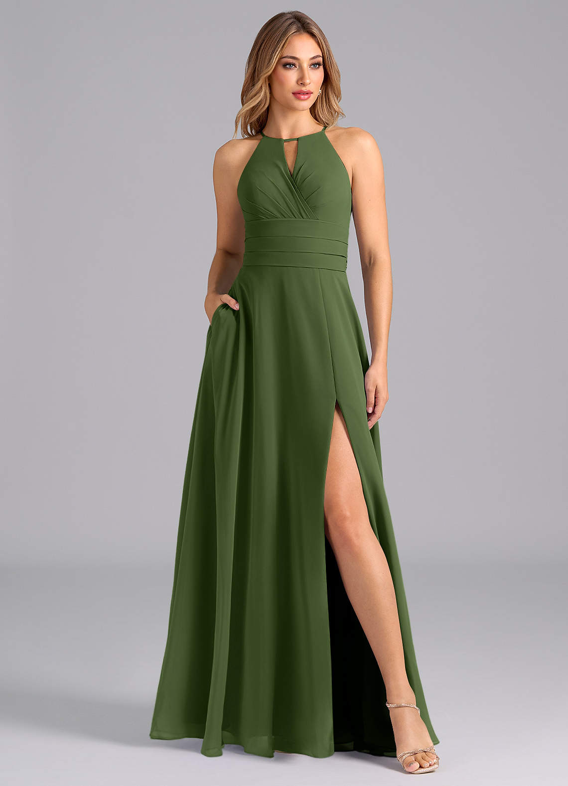 Azazie Denver Vestidos de madrinha de casamento Vestido Oliva de Chiffon de Linha A com Plissado image1