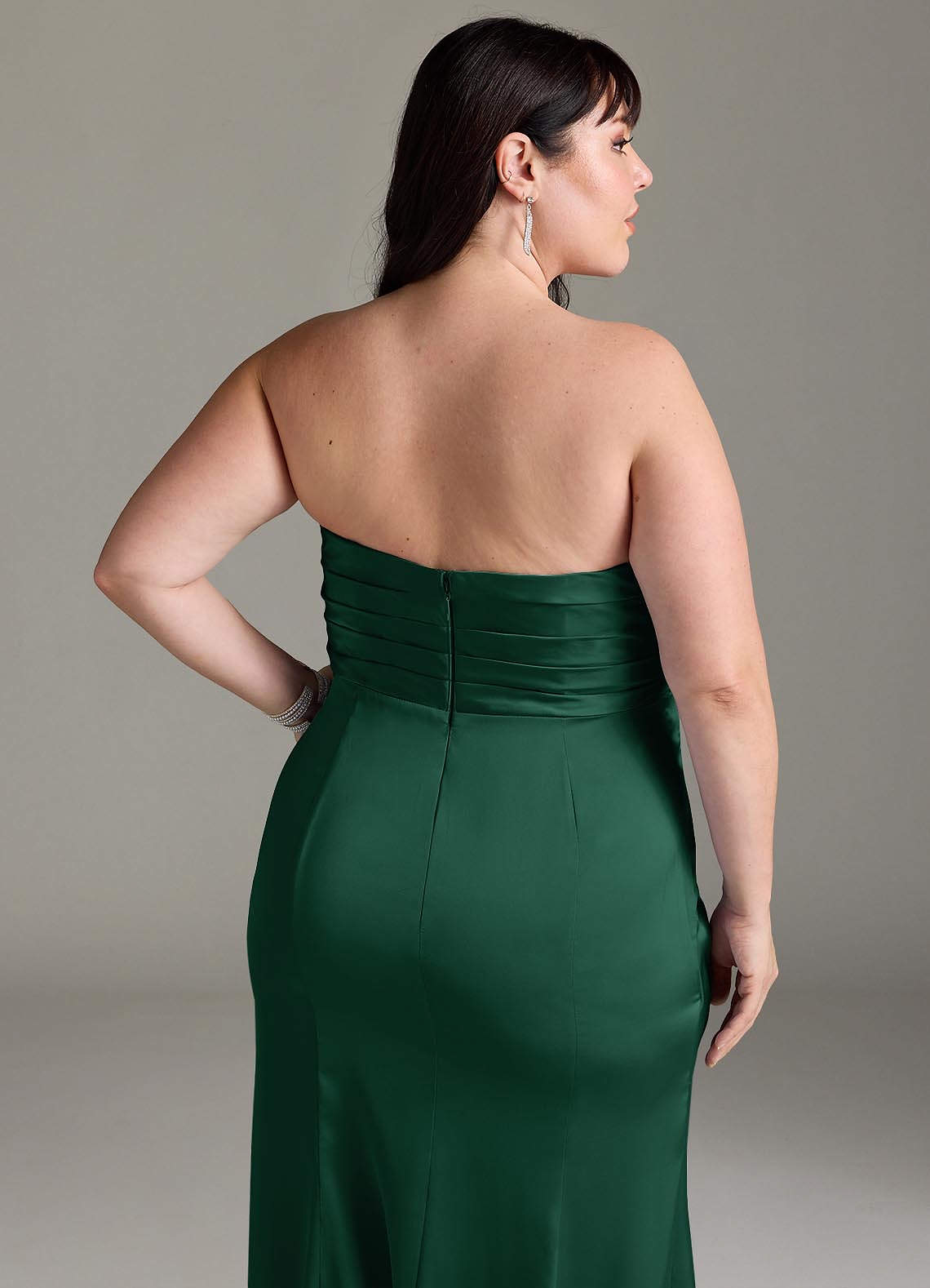 amazon green bridesmaid dresses Azazie Plus Size Sheath V-Neck Floor-Length Stretch Satin forest green bridesmaid dresses