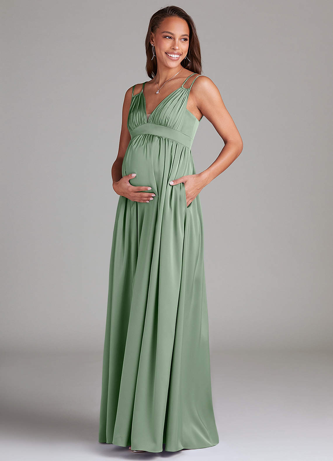 Azazie Emree Robes de demoiselle d'honneur de maternité Robe Trapèze avec poches Longueur ras du sol Satin extensible image2