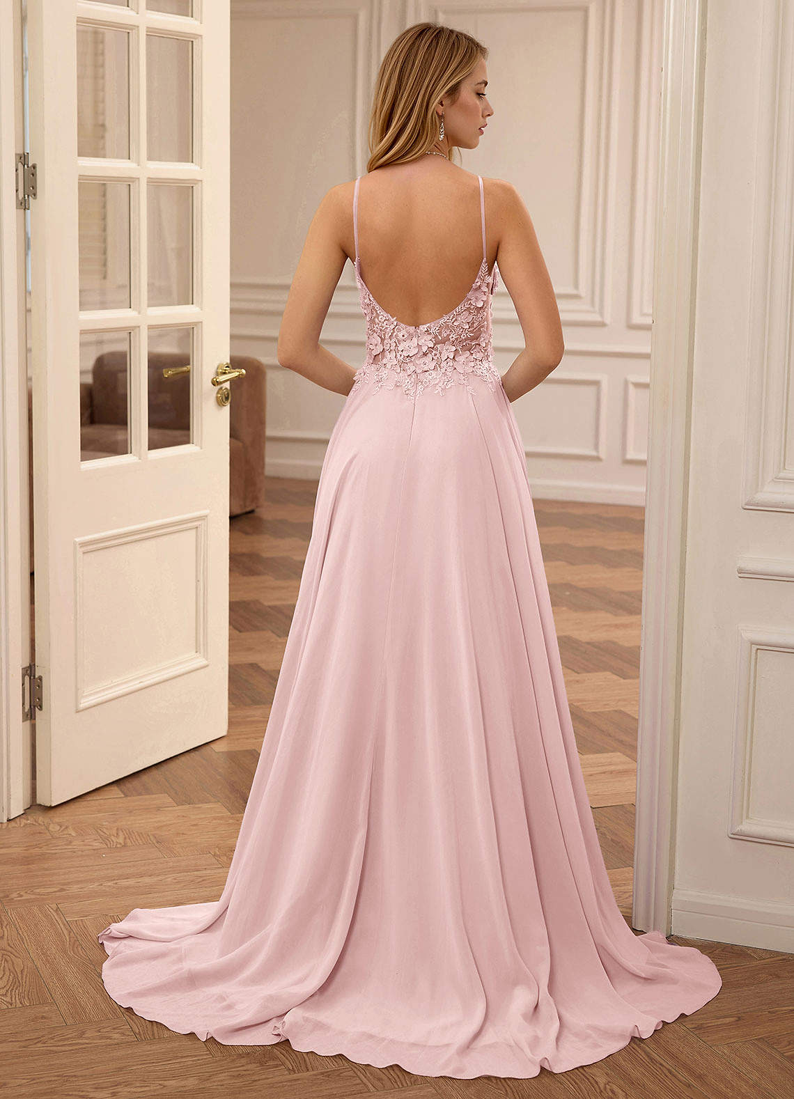embroidered lace dress Tight Long Embroidered-Lace Prom Gown you experience the confidence that comes from being completely yourself on your wedding day 'Pearl' White Floral Embroidered Maxi