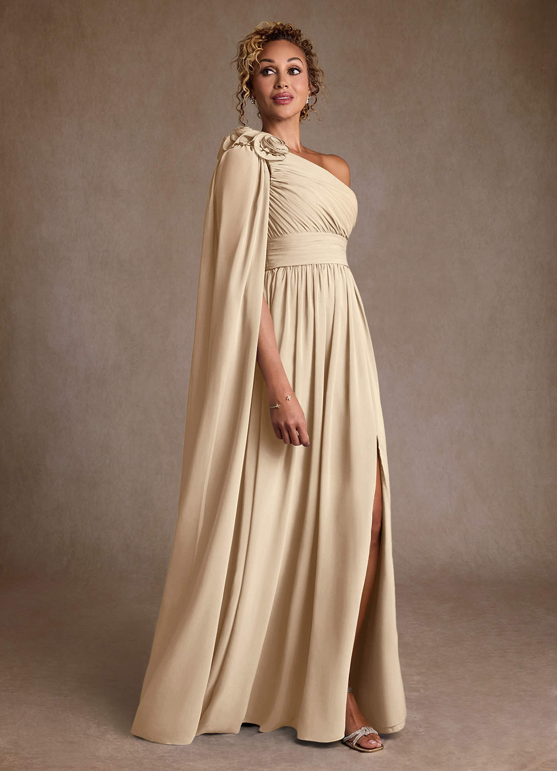 Azazie Lancaster Mère de la mariée Robes Robe Trapèze en Mousseline de soie Une épaule Champagne image2