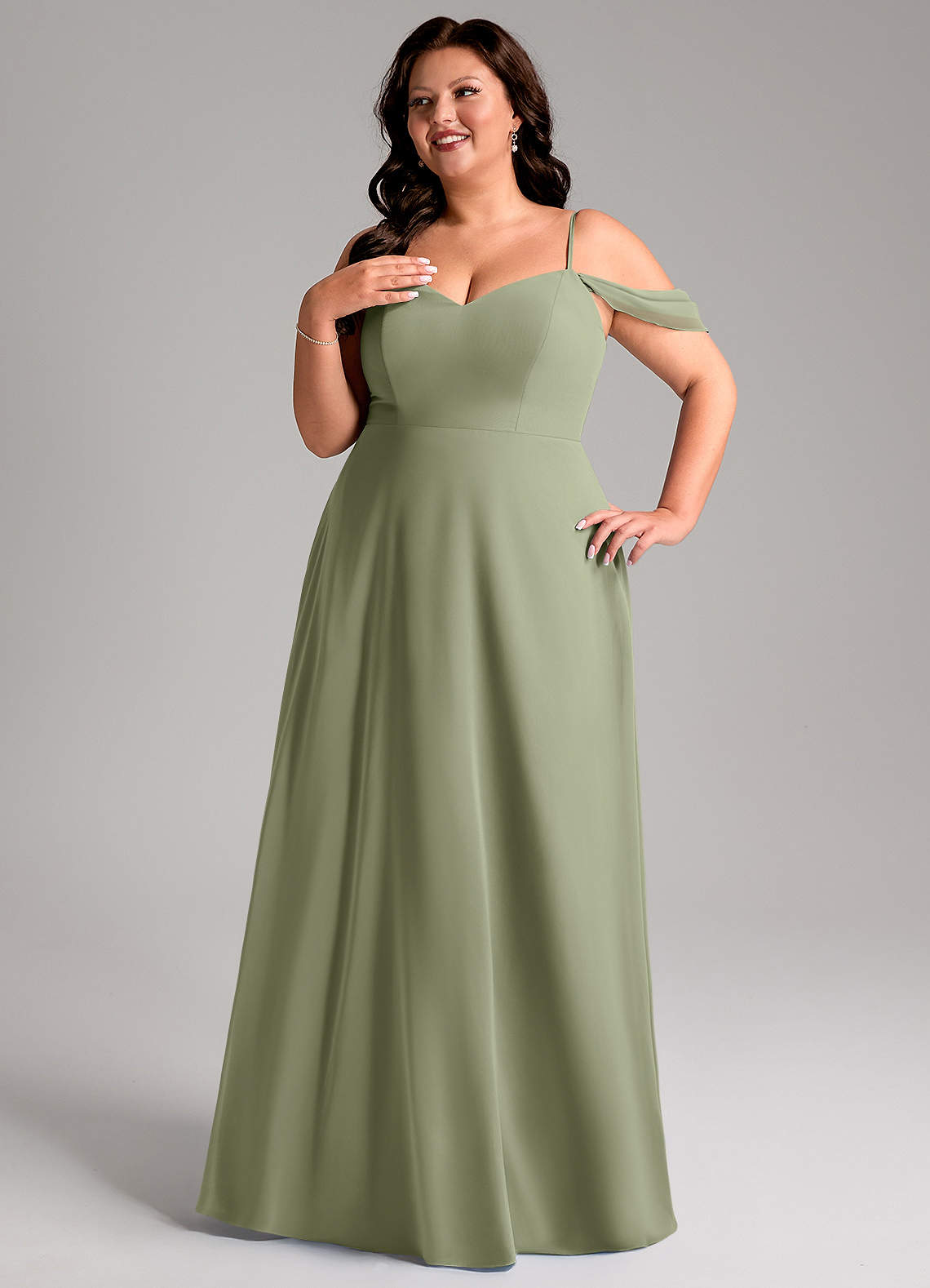 Azazie Marley Vestidos de madrinha de casamento Vestido Pistache de Chiffon de Linha A com Fora do ombro image13