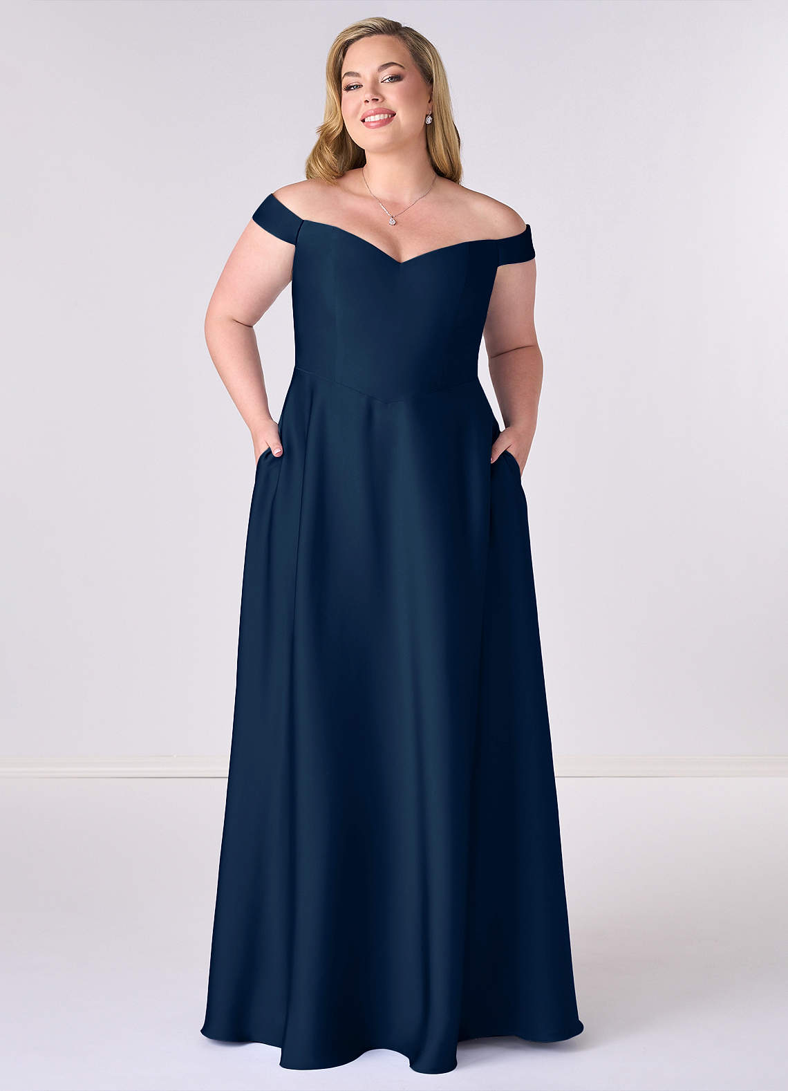 Barbie ♥ Azazie Robes de demoiselle d'honneur Robe Trapèze Convertible en Satin extensible Épaule décolletée Bleu Marine Foncé image1