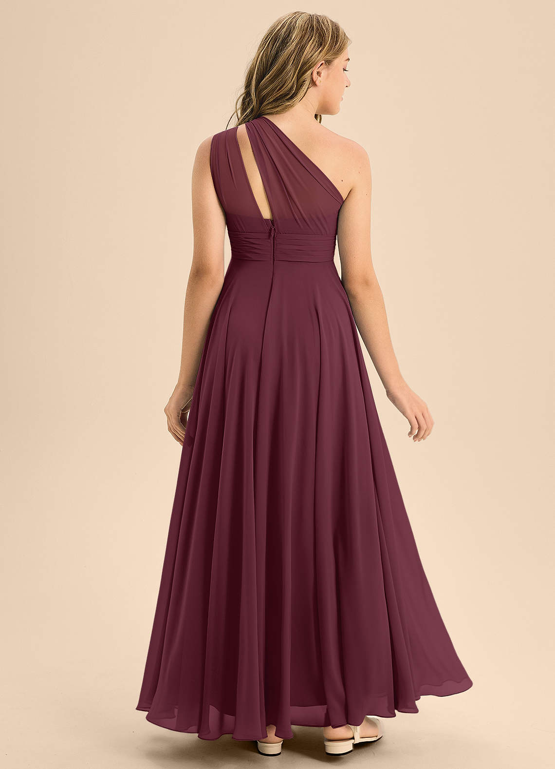 Azazie Charlize Junior Abito A-Line in Chiffon Plissettato Cabernet image1