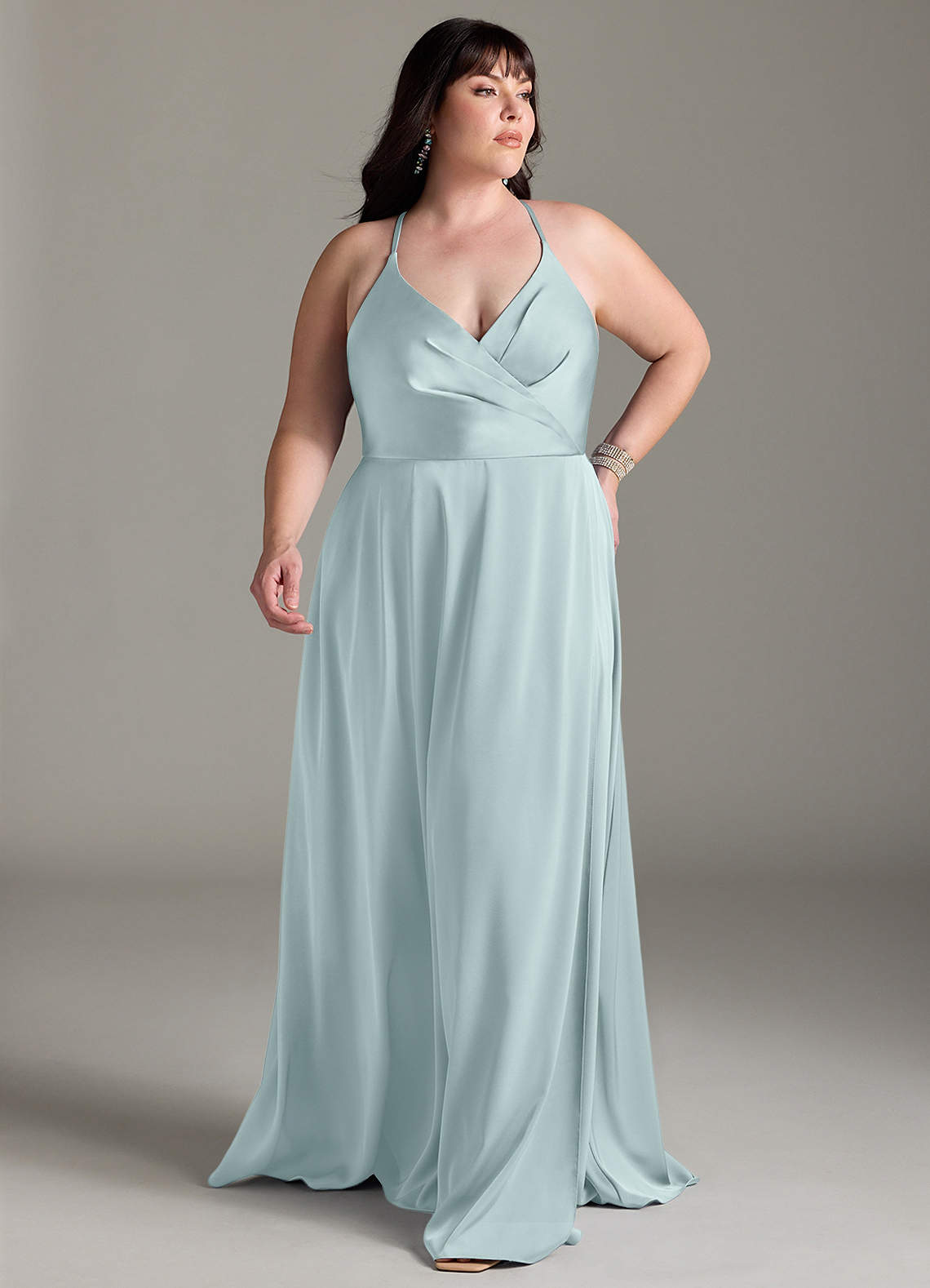 Azazie Davis Robes de demoiselle d'honneur Robe Trapèze en Satin extensible Plissée Brume image1