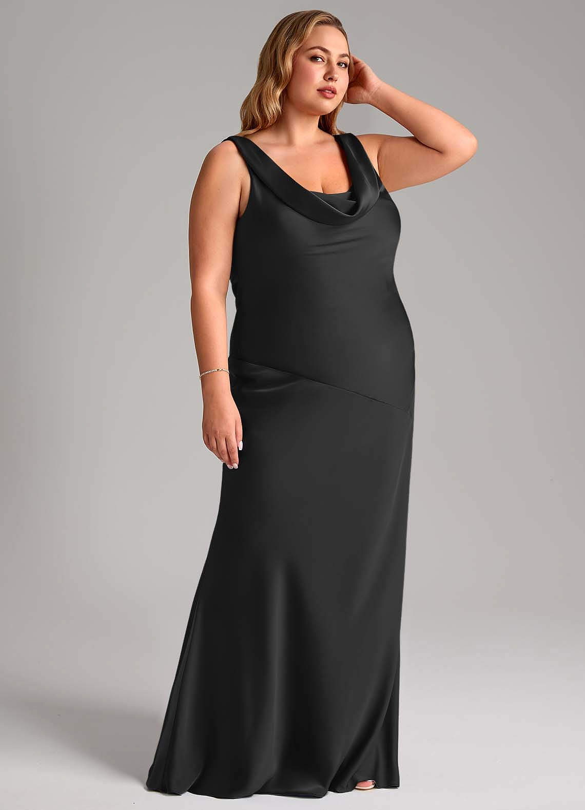 Azazie Rylina Vestidos de damas de honor Vestido de Negro de Satén Elástico de Corte Sirena image3