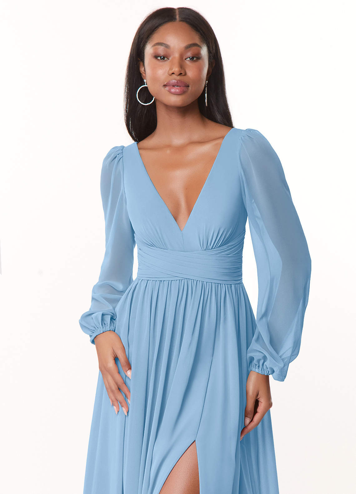Azazie Norah Jurken voor bruidsmeisjes Jurk van Chiffon met A-lijn V-hals lange mouw Poederblauw image4