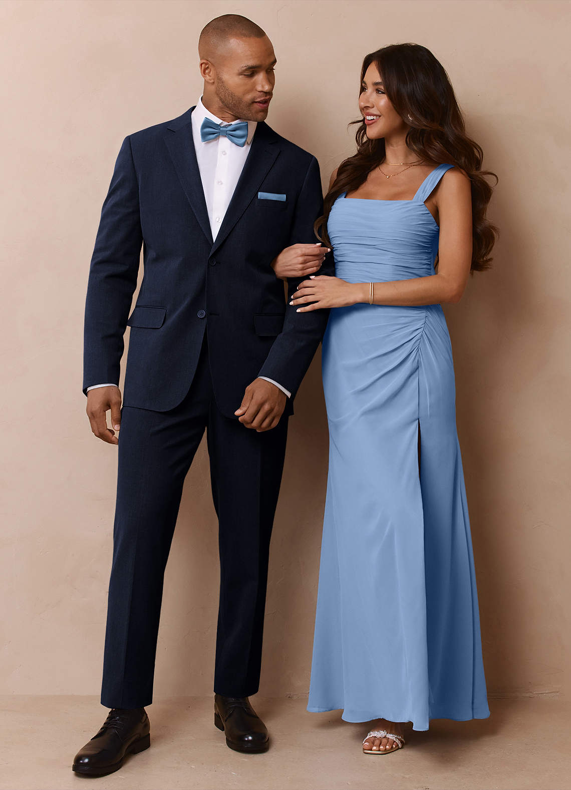 front Savile Navy Blue Wool Blend 3-Piece Suit