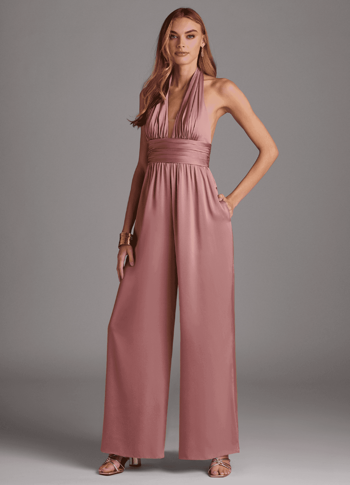 Azazie Oli Jurken voor bruidsmeisjes Jumpsuit van Stretch Satijn Geplooid Stoffige Roos image1
