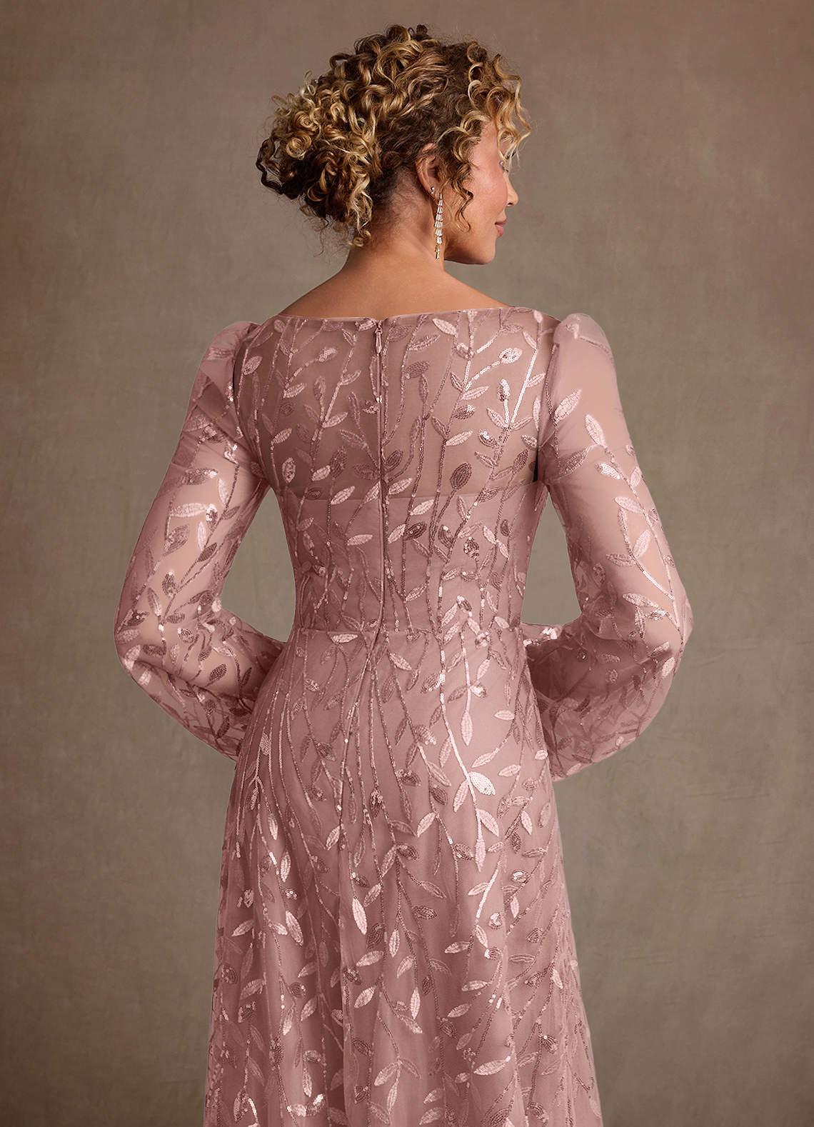 Azazie Mazie Vestidos para mãe da noiva Vestido Rosa Empoeirada de Tule de Linha A com Renda image5