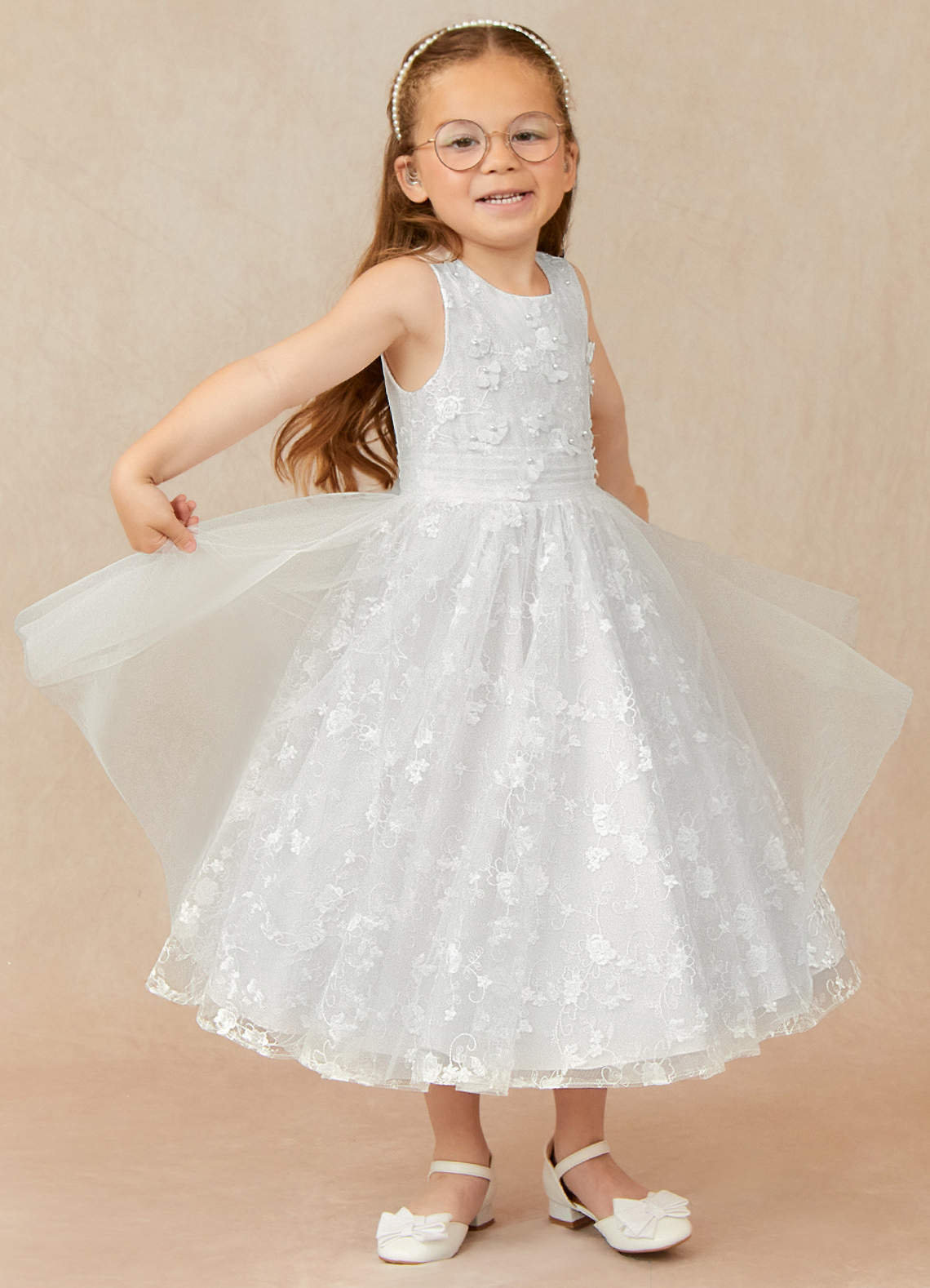 Azazie Darcey Flower Girl Dresses Diamond White A-Line Lace Dress image1