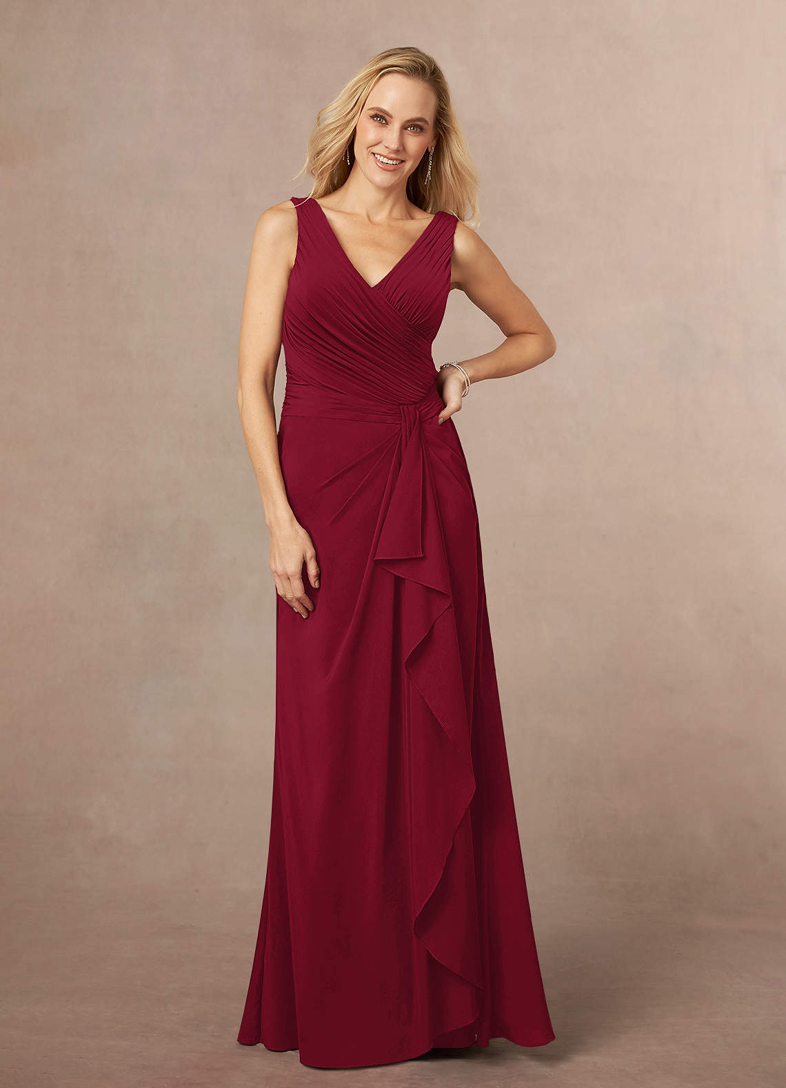 Azazie Evy vestidos de madre de la novia Vestido de Borgoña de Chifón elástico de Corte En A con Plisado image1