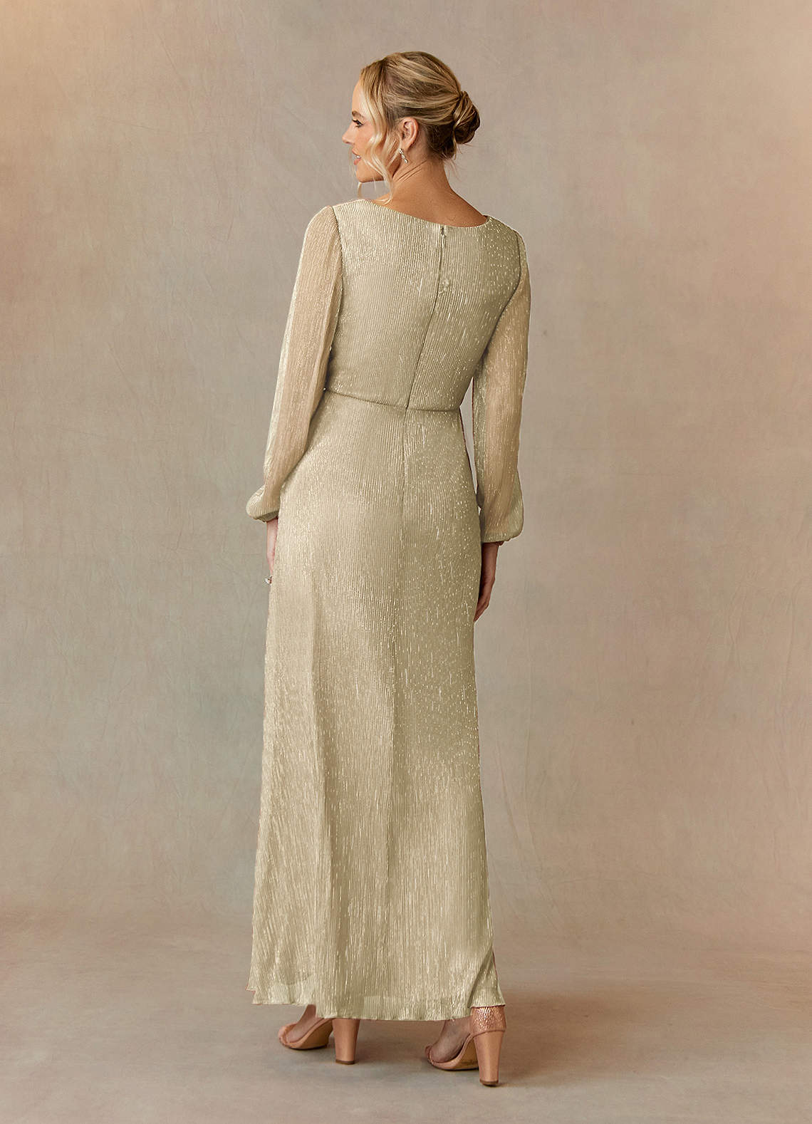 Upstudio Winslow Mother of the Bride Dresses Champagne A-Line V-Neck Pleated Metallic Mesh Dress image2