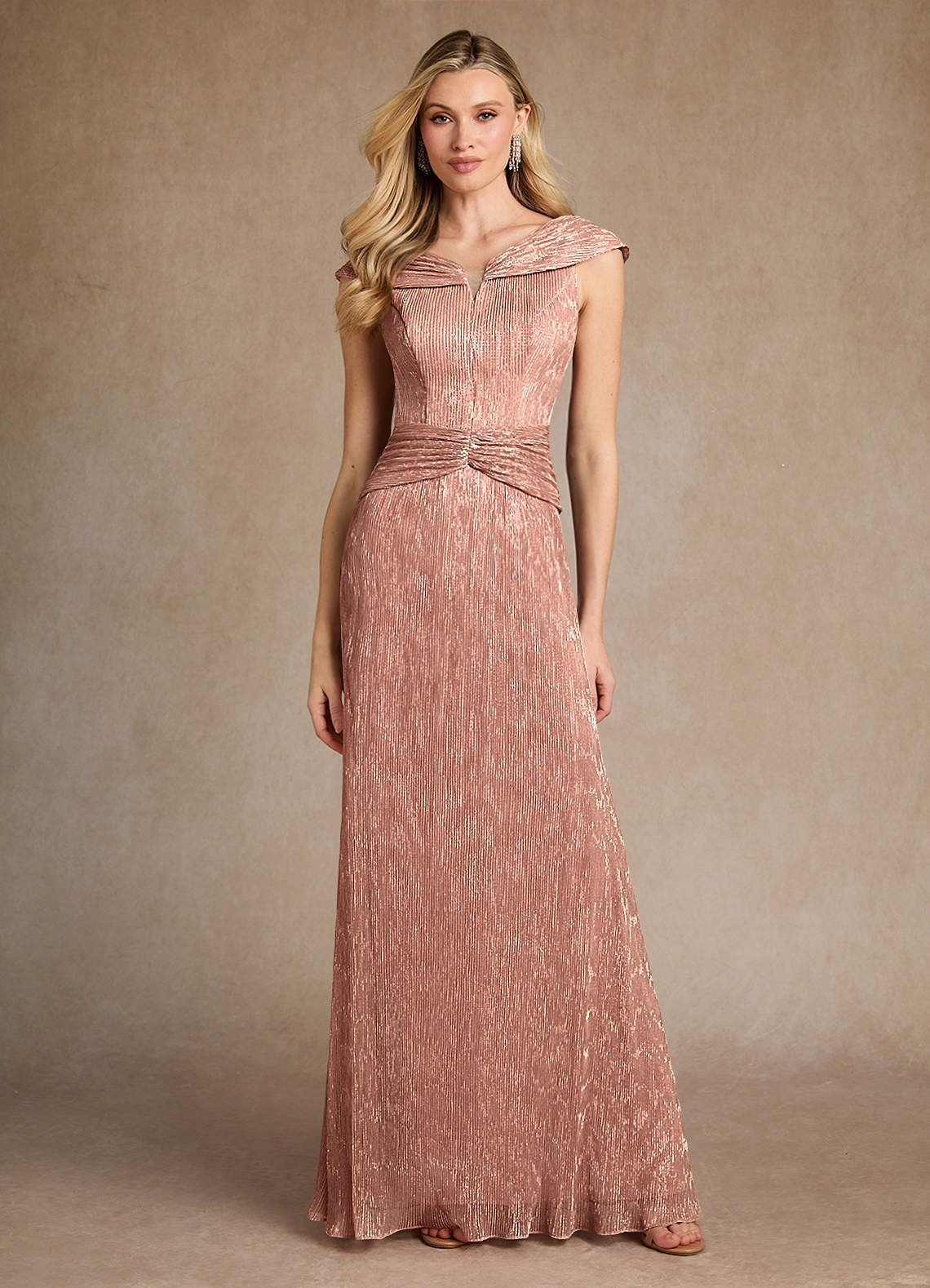 Azazie Warren Vestidos para mãe da noiva Vestido Rosa Ouro de Malha Metálica de Linha A com Plissado image1