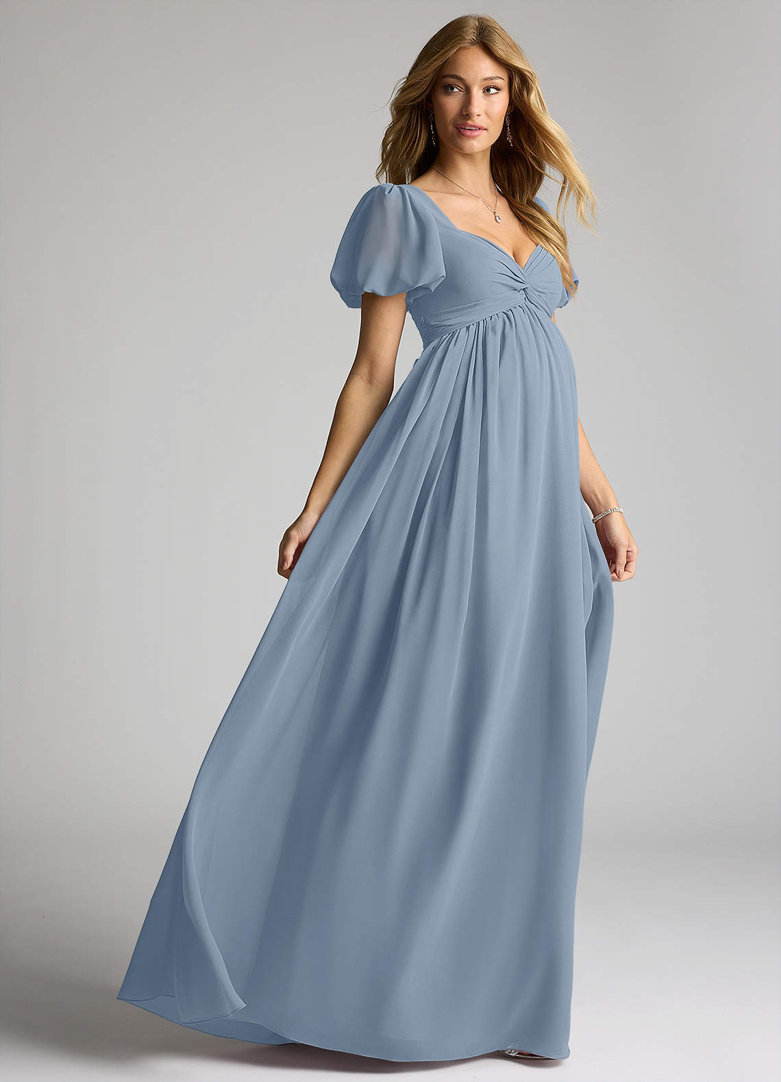 Azazie Madisynn Vestidos de dama de honra para maternidade Vestido Arco Comprimento do chão Chiffon image3
