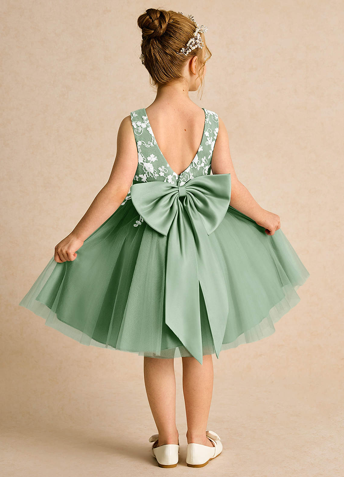 Azazie Butterfly Blumenmädchenkleider A-Linie Spitze Kleid Matcha image1