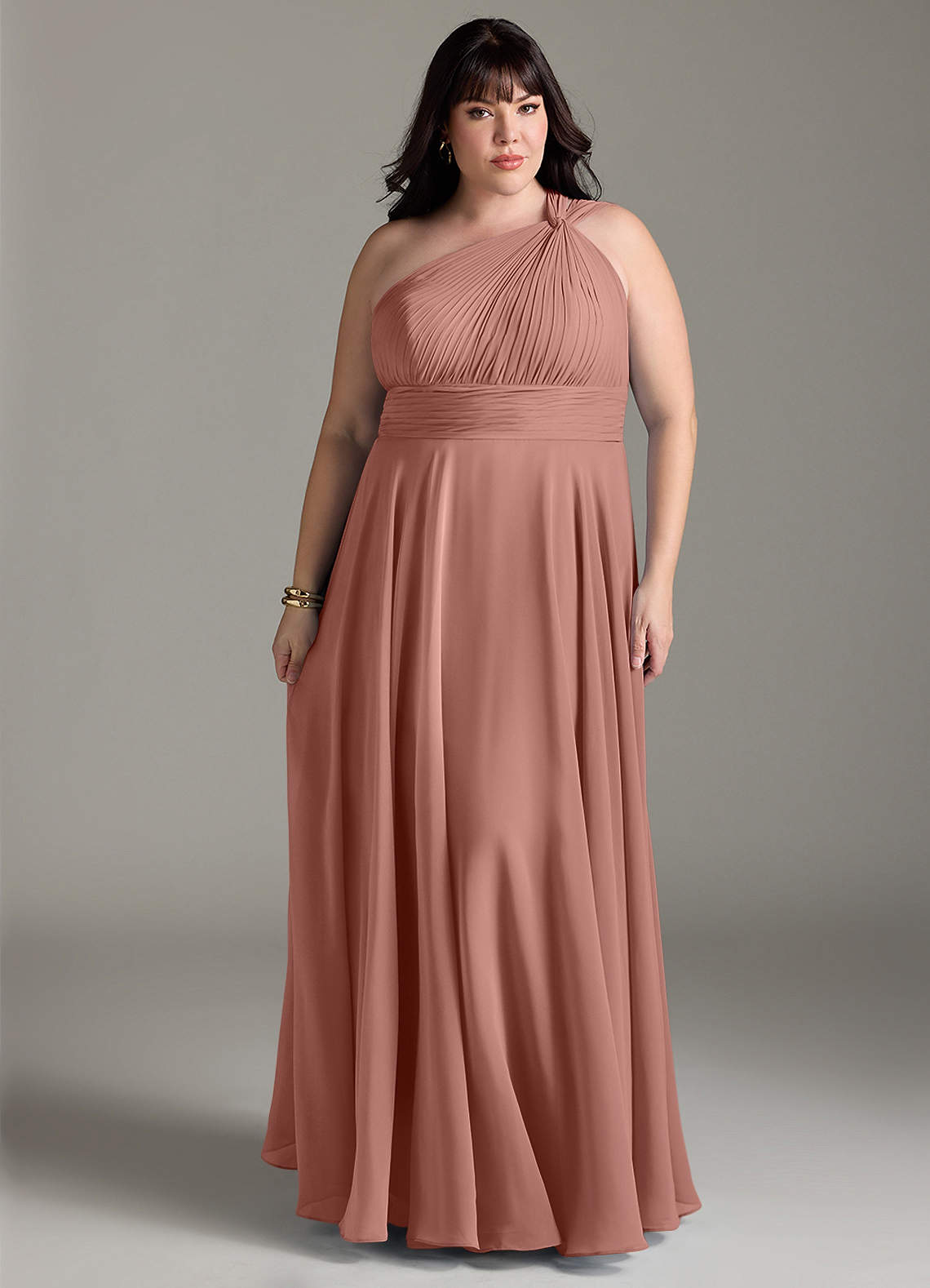 Azazie Charlize Robes de demoiselle d'honneur Robe Trapèze en Mousseline de soie Ue épaule Rose De Cèdre image6