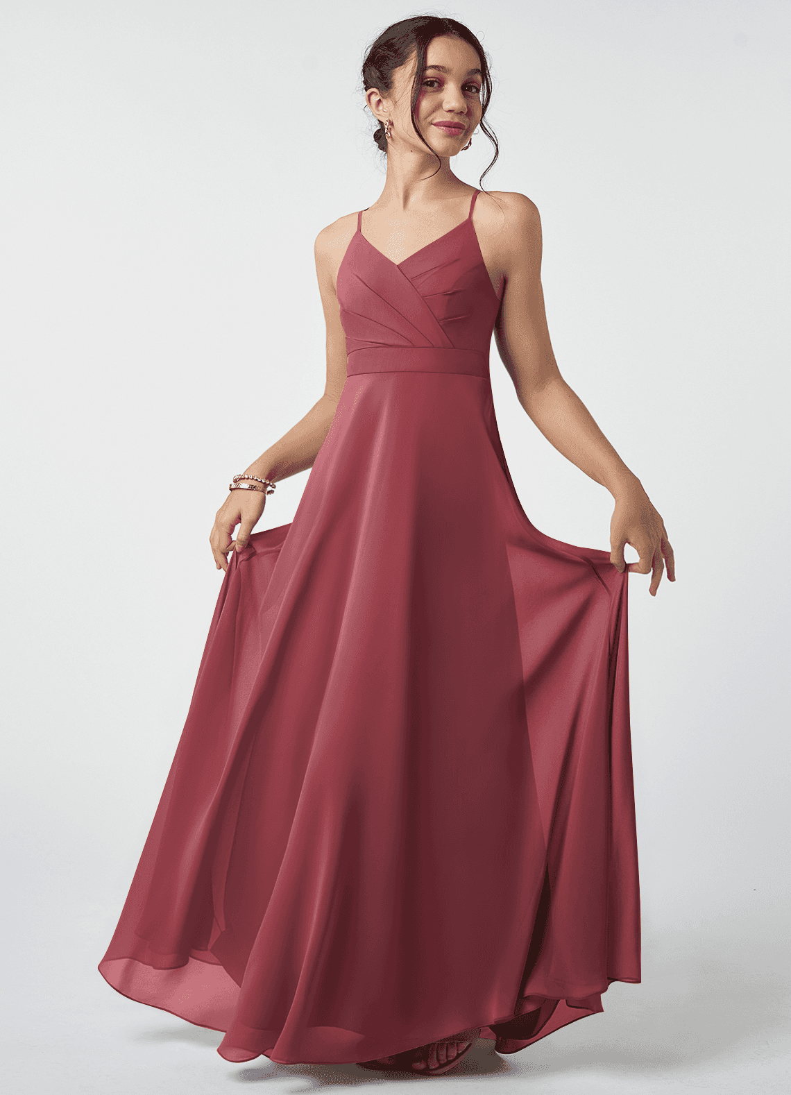 Azazie Avelina Junior Vestido Merlot de Chiffon de Linha A com Plissado image1