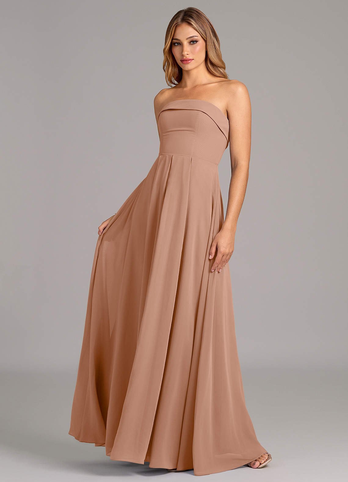 Azazie Lucienne Brudtärnklänningar Klänning av A-Linje i Chiffong Axelbandslös Champagne Ros Konvertibel image1
