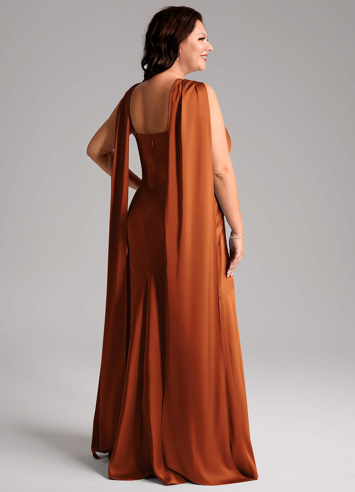 Azazie Kinsley Jurken voor thuis passen Jurk van Stretch Satijn met Zeemeermin Zijsplit Zwart image7