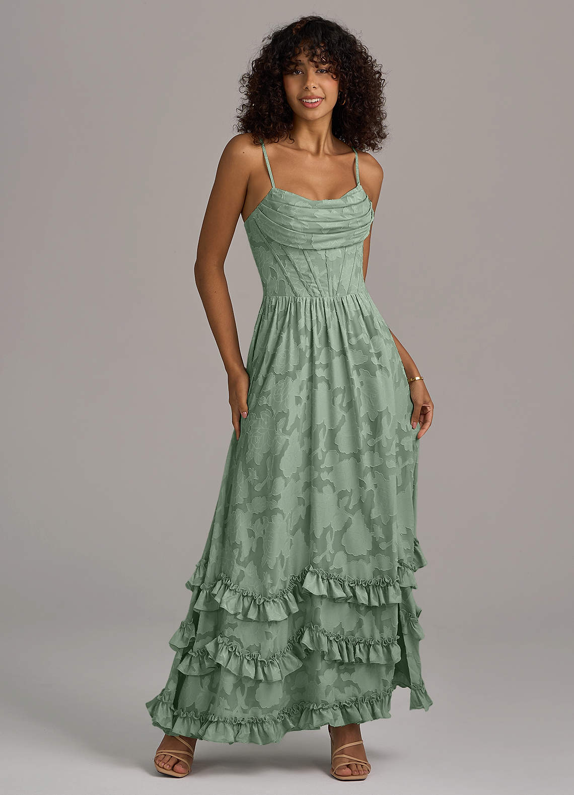 Azazie Lettie Robes de demoiselle d'honneur Robe Trapèze en Blumen-Burnout Corset Matcha image1